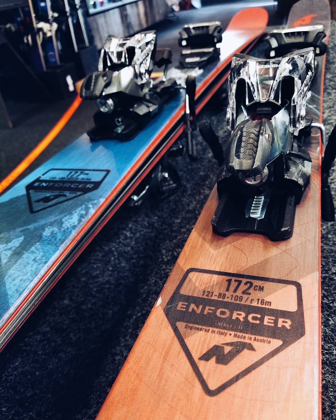 Have you tried our new Nordica Enforcers? ⛷We have a couple of them, both in 88mm and 100mm under foot! Check these guys out and take them up next time you hit the slopes! You won't regret it!
#winter #snow #mountains #sport #boots #skiboots #snowspo