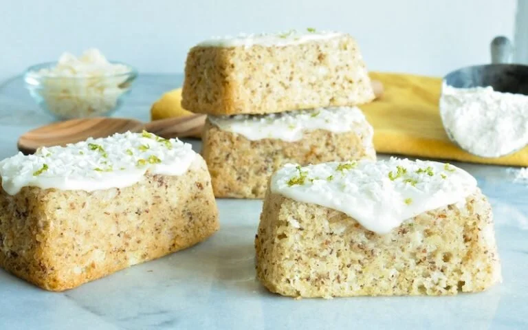 Lime &amp; Coconut Mini Tea Cakes