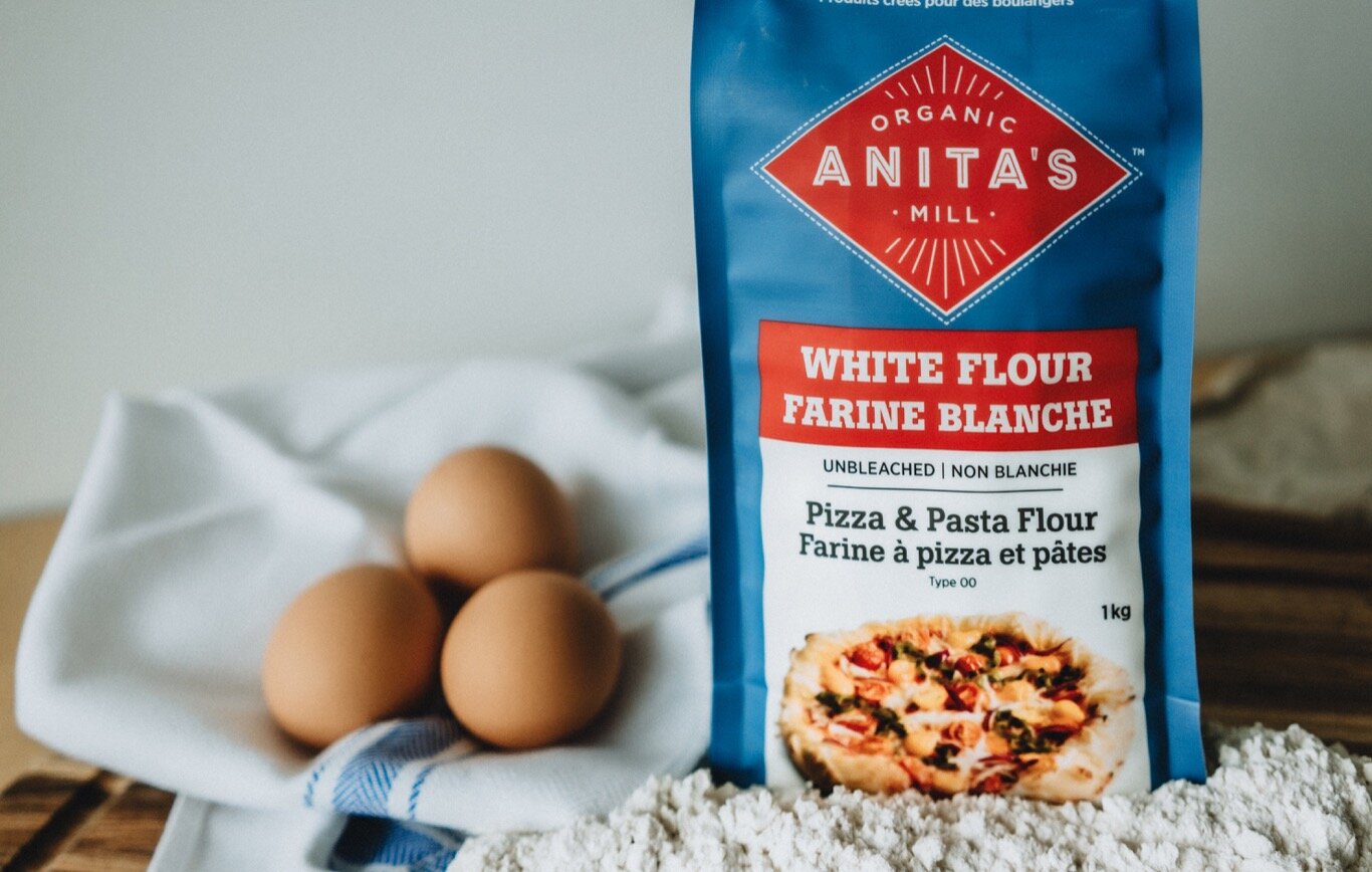 Anitas-Organic-Mill-Product-2020-white-flour-1kg-pizza-pasta-eggs_web.jpg