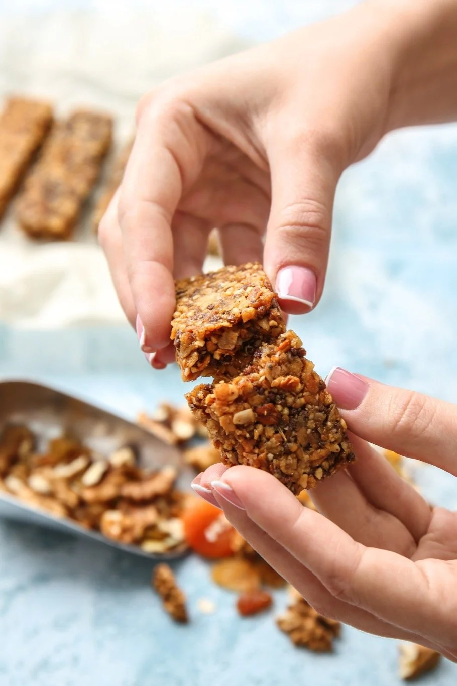 Naturally Sweetened Granola Bars