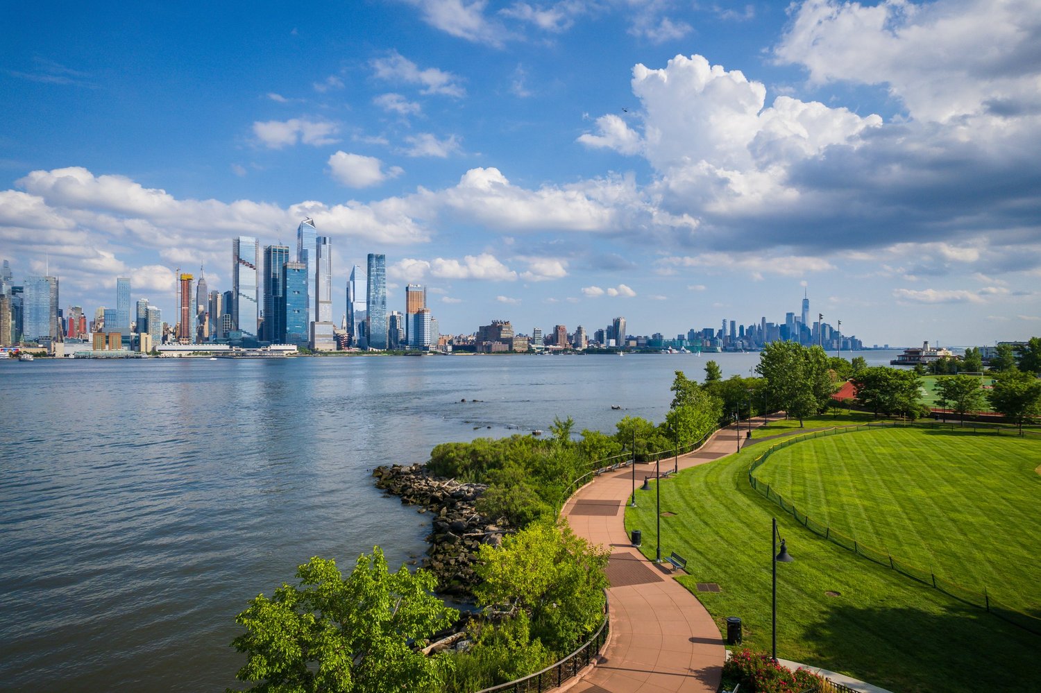 Aerial view of a Weehawken NJ waterfront park