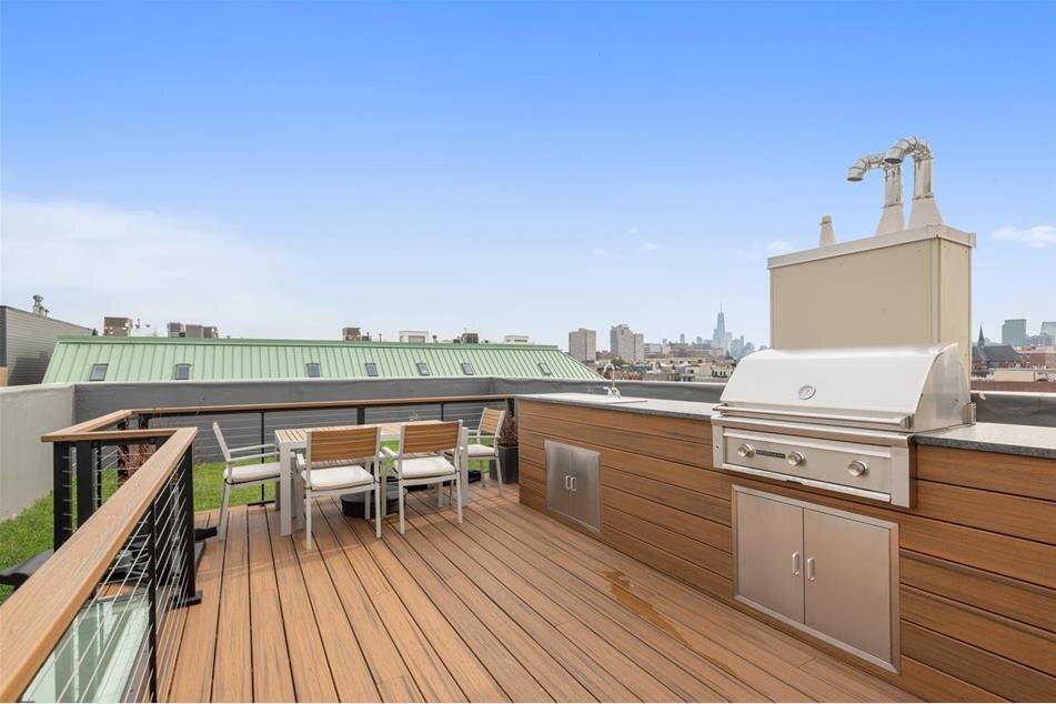 outdoor kitchen 706 grand.jpg