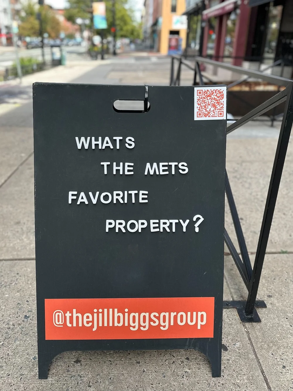 You&rsquo;ll get &lsquo;em next year, Soto.

#mets #yankees #funny #sandwichboard