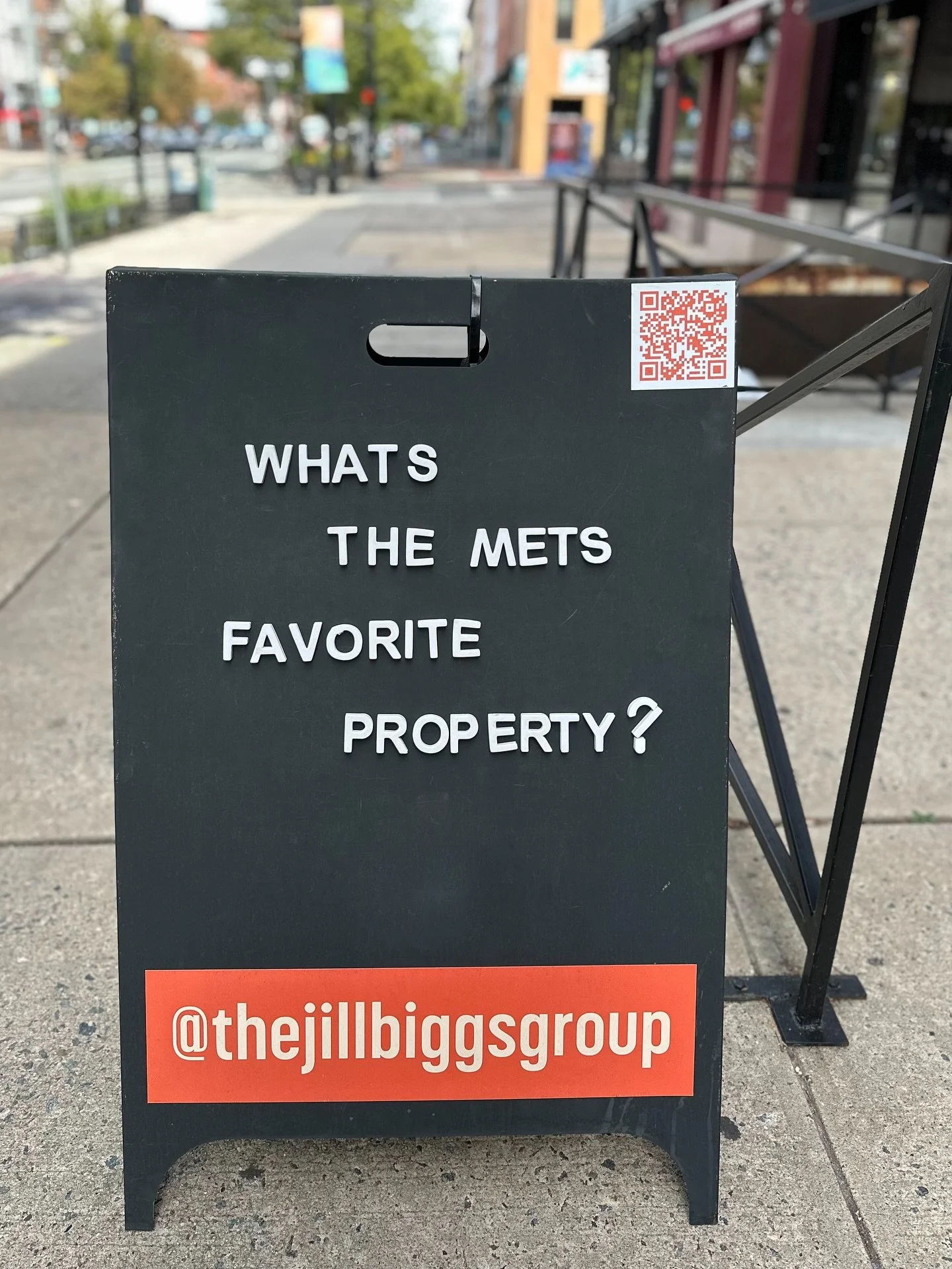 You&rsquo;ll get &lsquo;em next year, Soto.

#mets #yankees #funny #sandwichboard