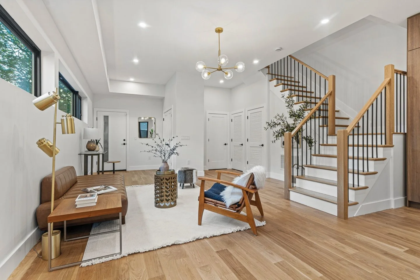 City living, upgraded. ✨ 

Welcome to 32 Hancock Ave in the Heights, a sun drenched duplex designed to make everyday life feel effortless. Be the first one to live here and enjoy soaring ceilings, black framed windows, and high end finishes that set 