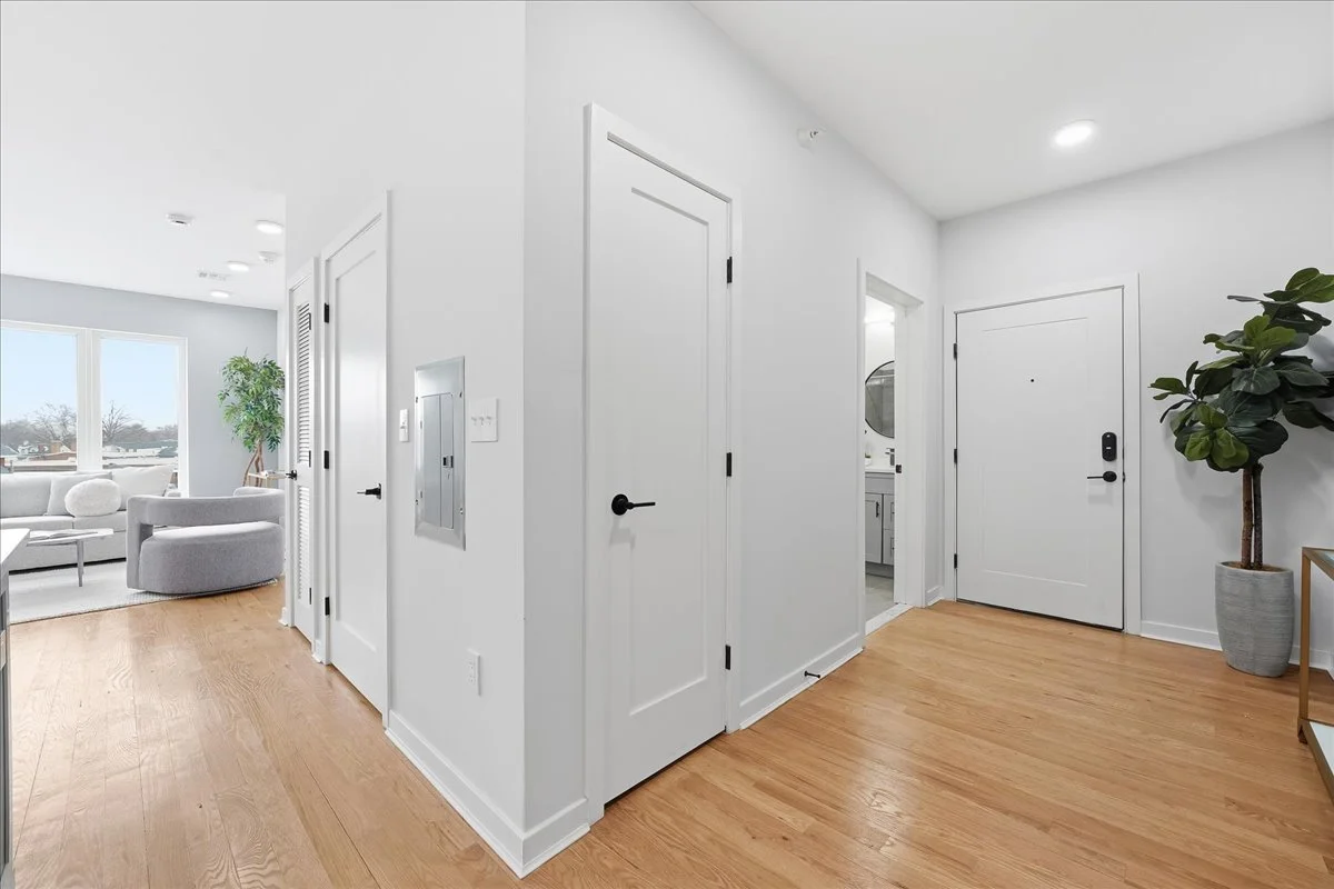 Residential_Interior_Hallway.jpg