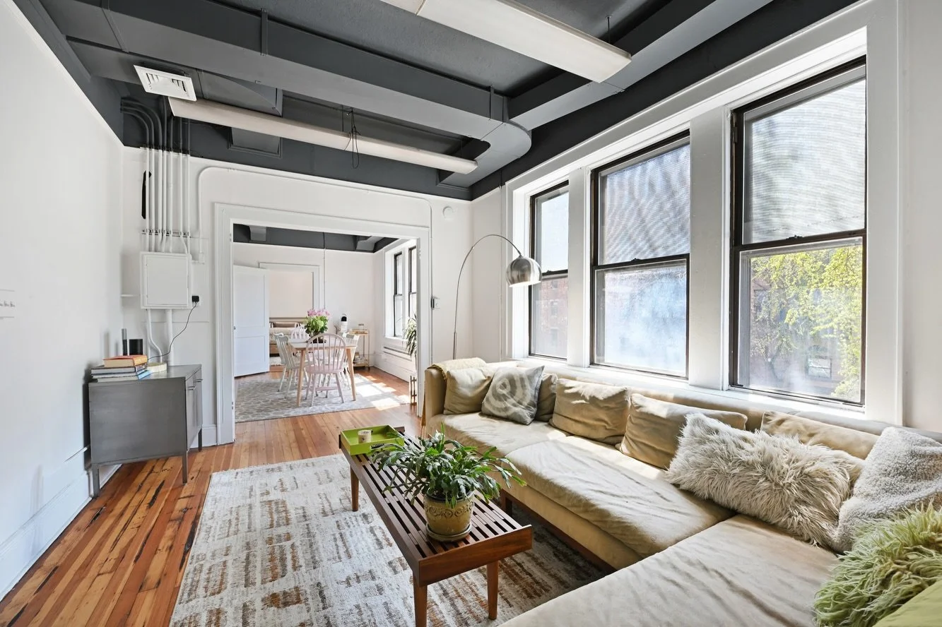 Rare mixed use gem in Downtown Jersey City 🚨 

📍338 MONTGOMERY ST

5,000+ sq ft commercial + residential unit above + HPC-approved expansion plans = serious upside. Run your business, live on-site, or redevelop in one of JC&rsquo;s hottest district
