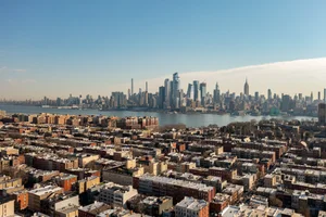 How Accurate are Online Home Value Estimates in Hudson County?