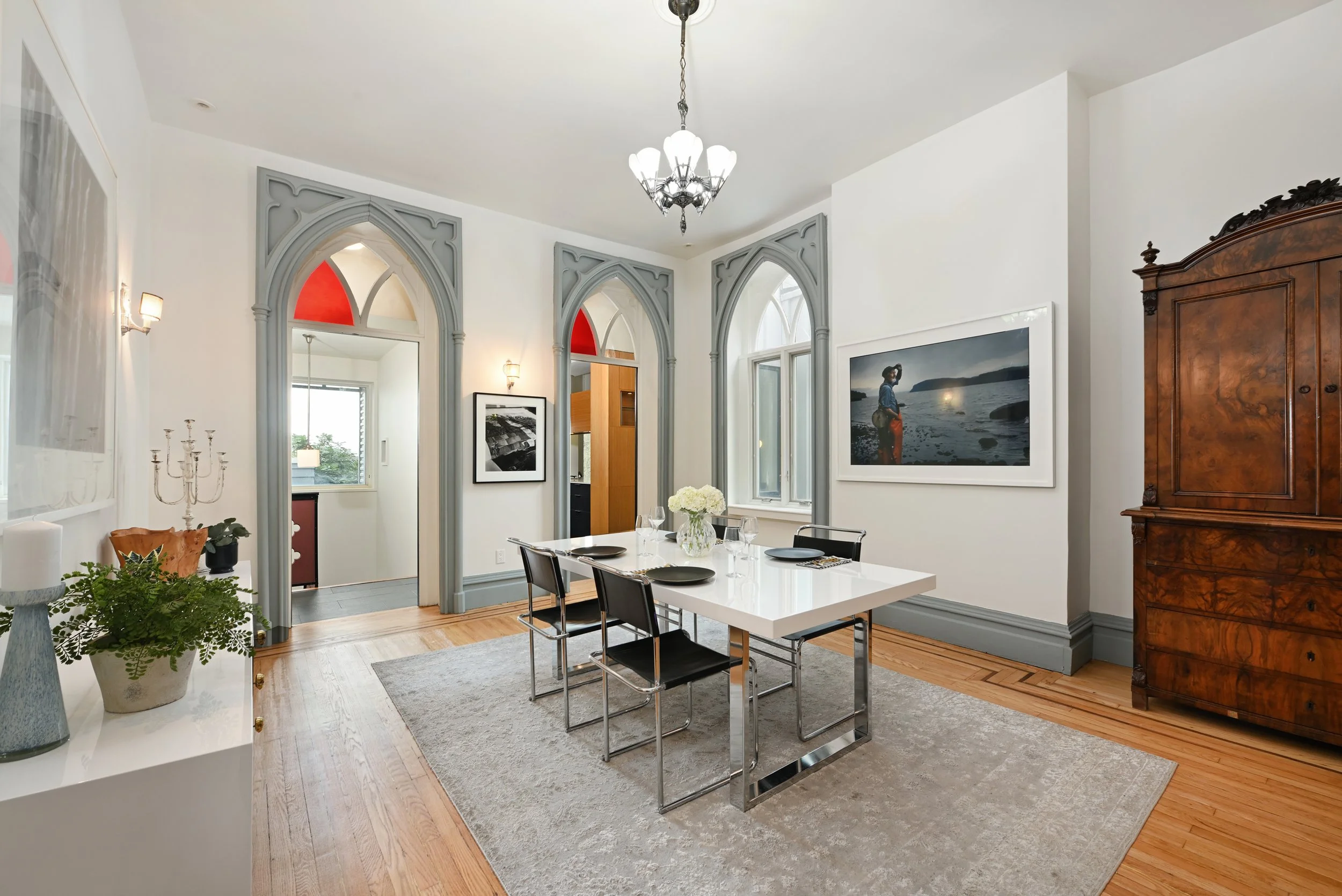 Jersey City, NJ brownstone interior staged by The Jill Biggs Group