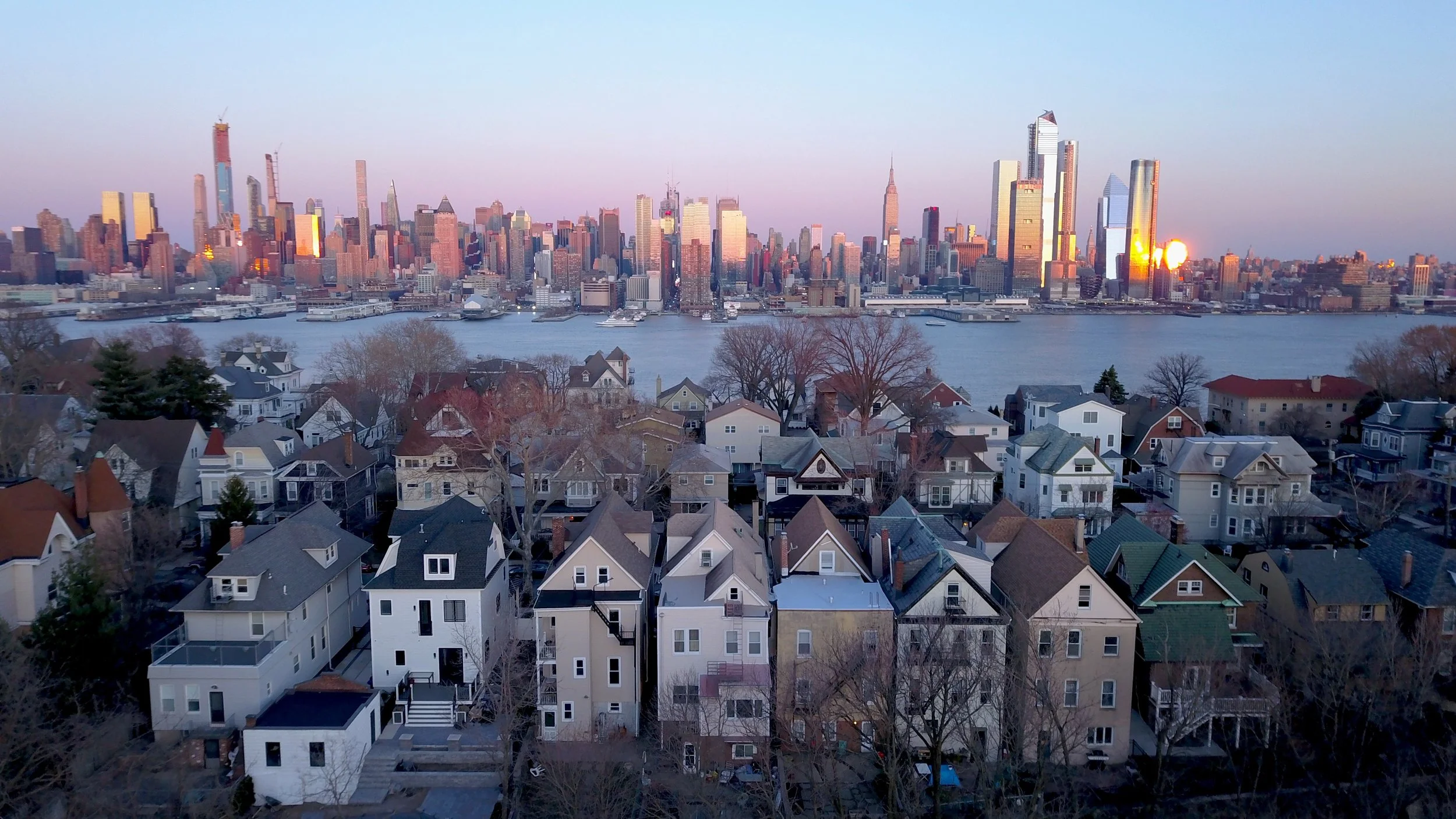 aerial view of weehawken nj homes