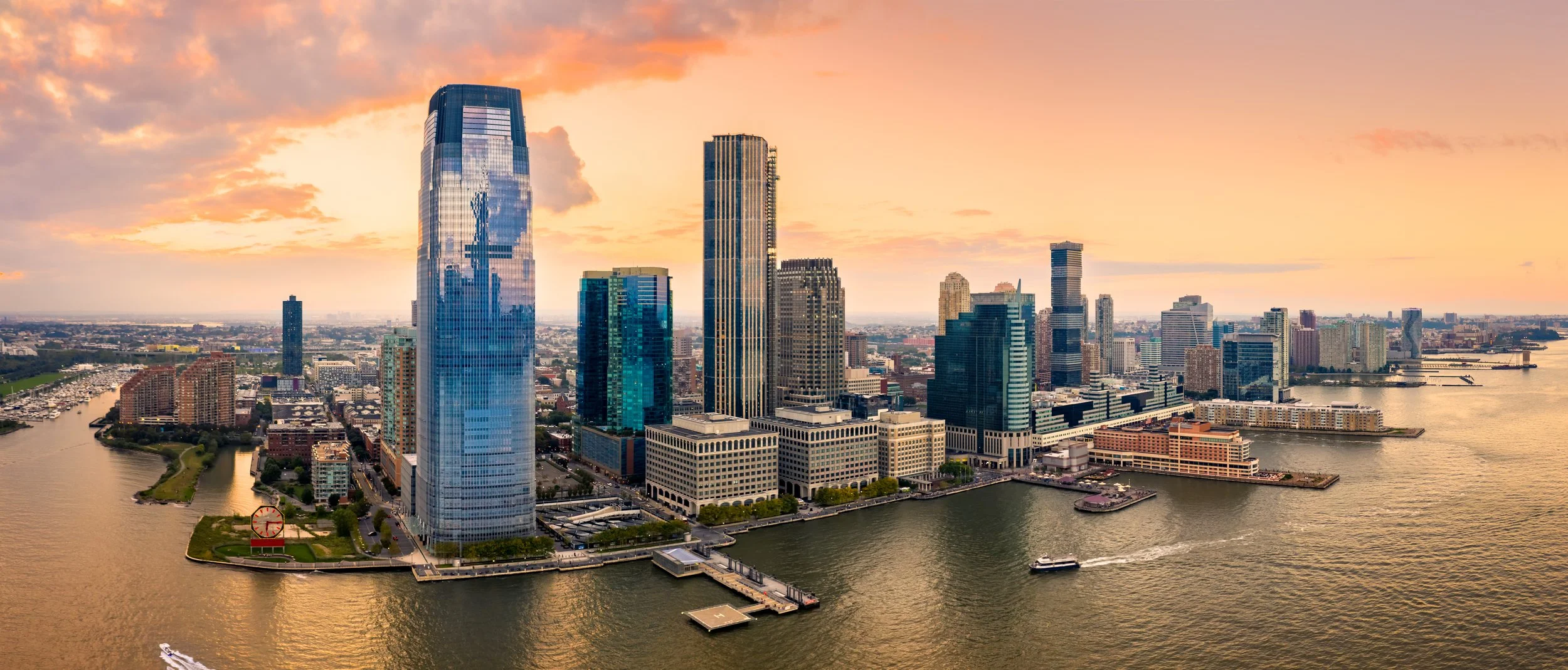 The Downtown Jersey City waterfront and Manhattan skyline