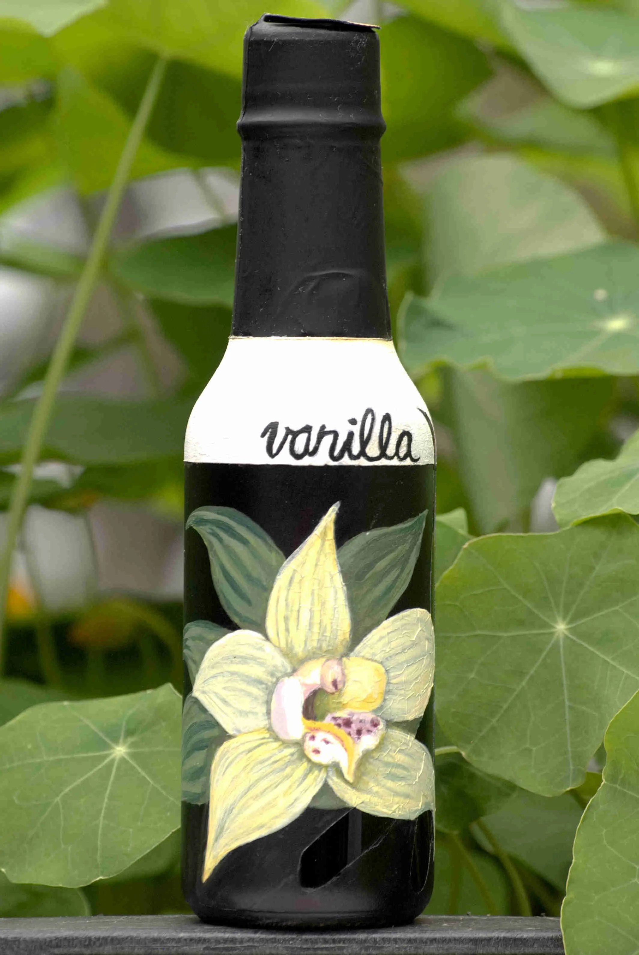 bilski_vanilla_bottle_edits-43.jpg