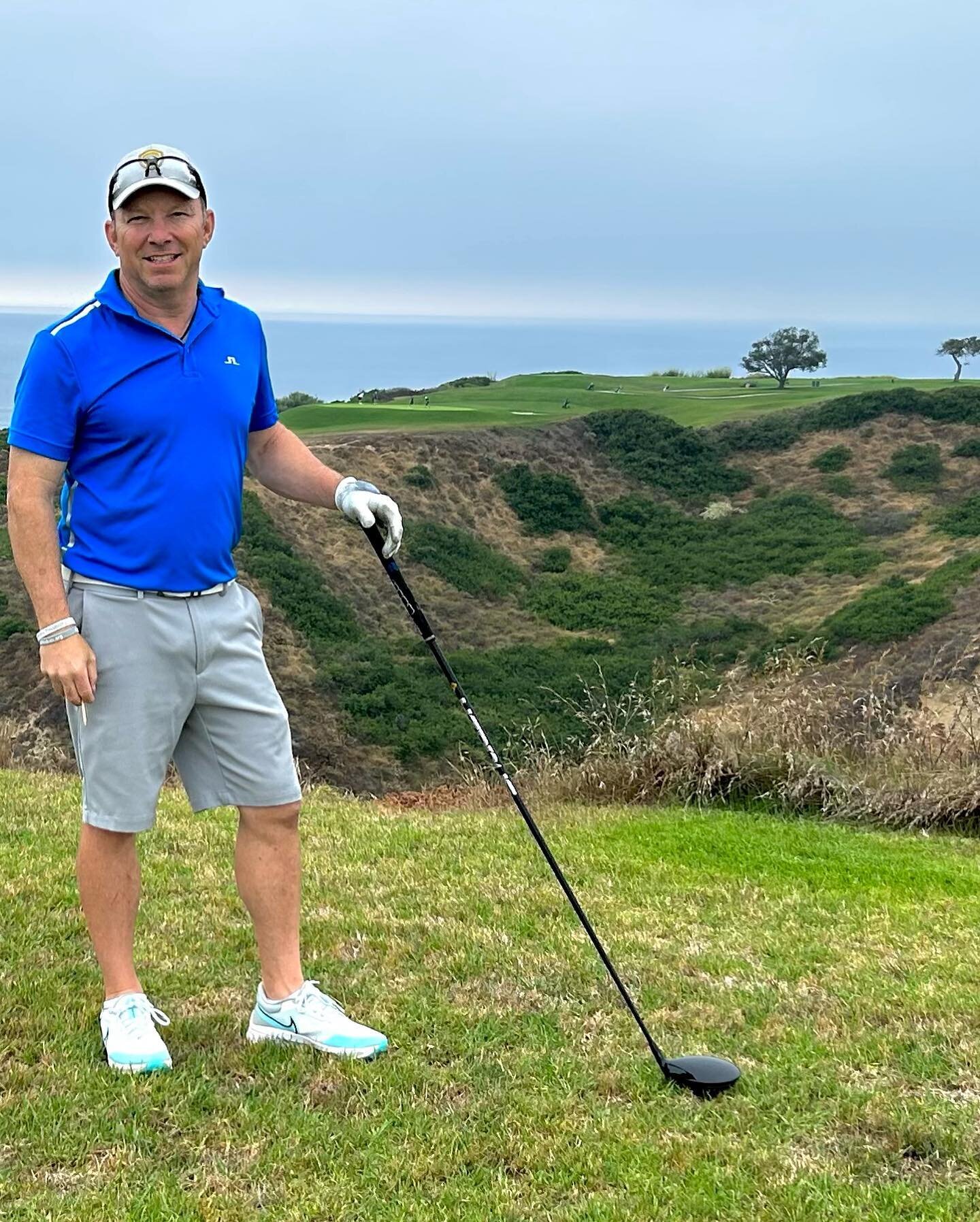Had fun getting out of 117 degree heat in AZ to play iconic Torrey Pines South and enjoy San Diego and 72 degrees! Did not disappoint! May not go back&hellip;.