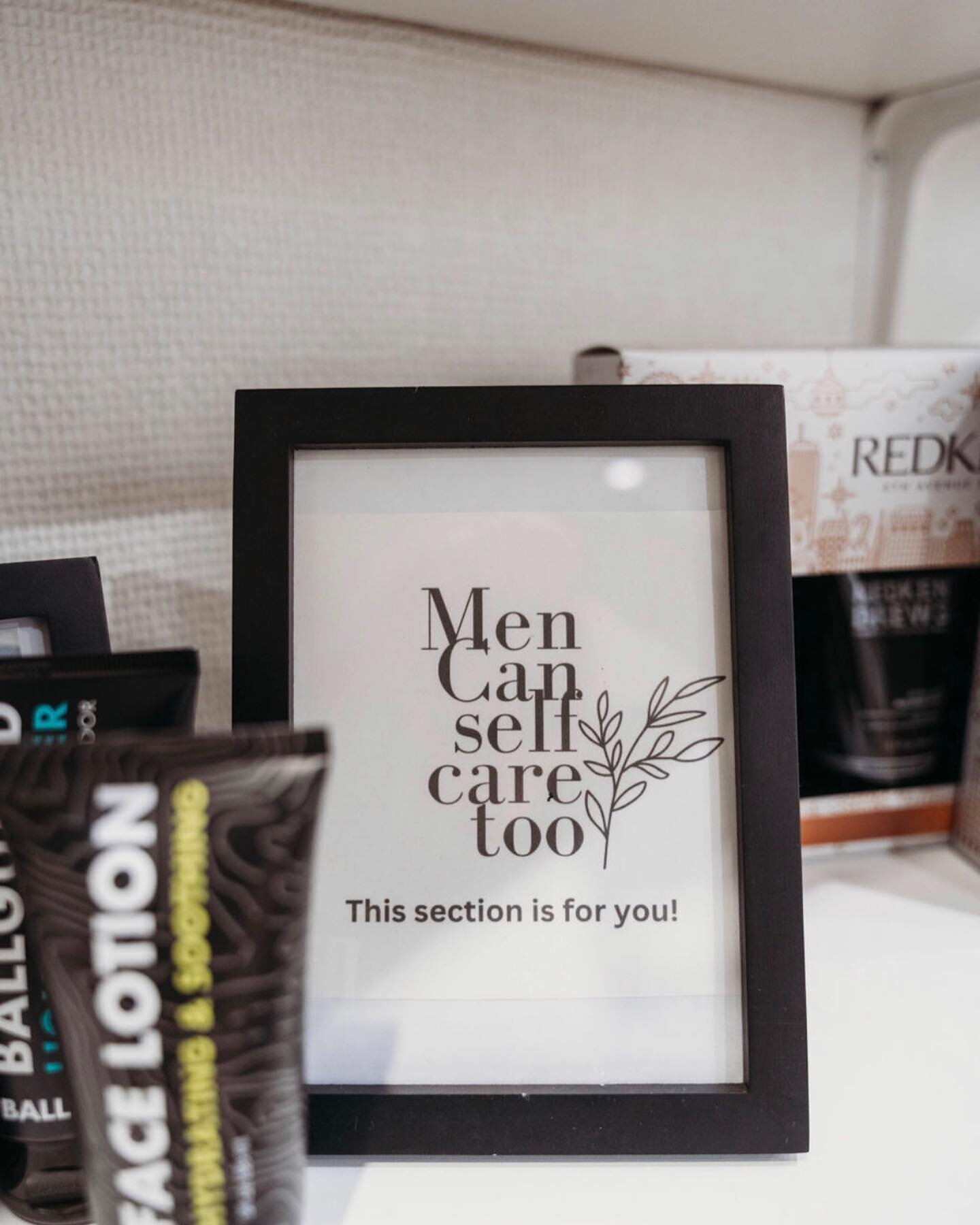 Men can self care too!!! We have all the products for them too!! Check out our products!! 💕
.
Photo by @hey.its.me.amber 
.
#Wedding #earthlybeauty #earthlybeautybar #cda #cdaidaho #idaho #idahome #idahostylist #hair #salon #luxury #luxurysalon #cda
