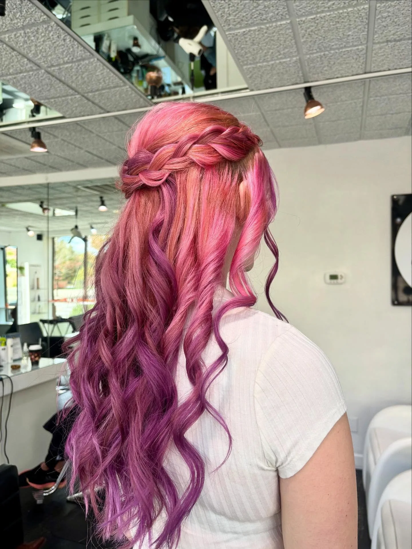 Half up, half down, fully stunning ✨🩷 hair done by @hairbybekah.cda 
#downtownhair #earthlybeauty #earthlybeautybar #cda #cdaidaho #idaho #idahome #idahostylist #hair #salon #luxury #luxurysalon #cdasalon #downtown #downtowncda #updo #style #cdahair