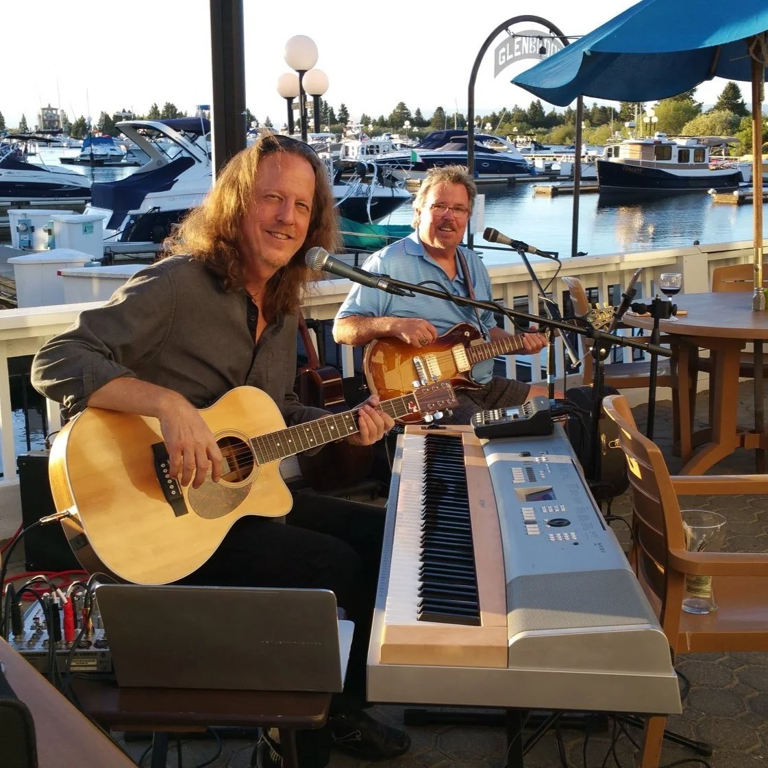 Live Music with Rockit Town