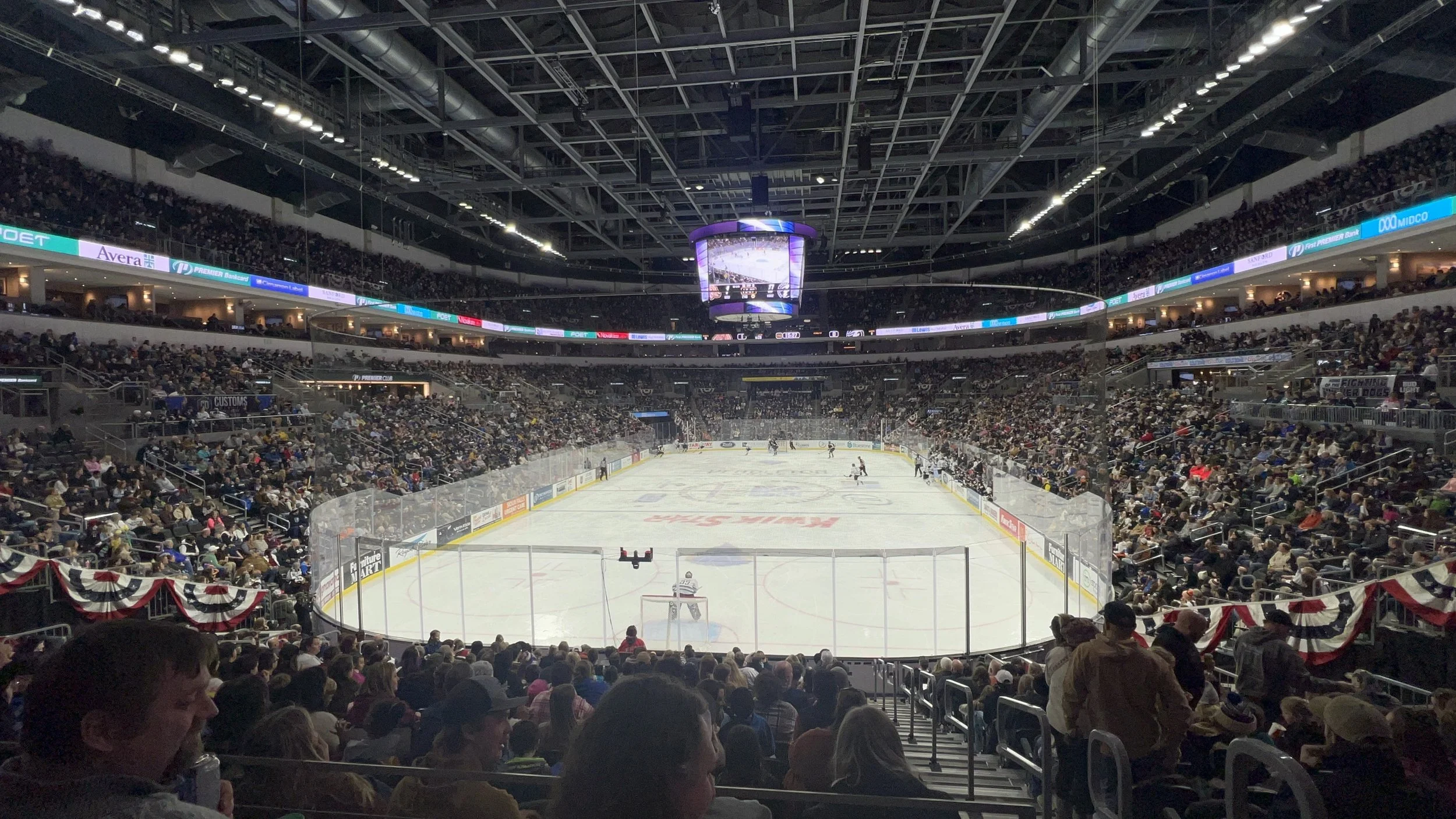 Sioux Falls Stampede Wiener Dog Night! Denny Premier Center REVIEW