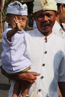 gendong-anak.jpg