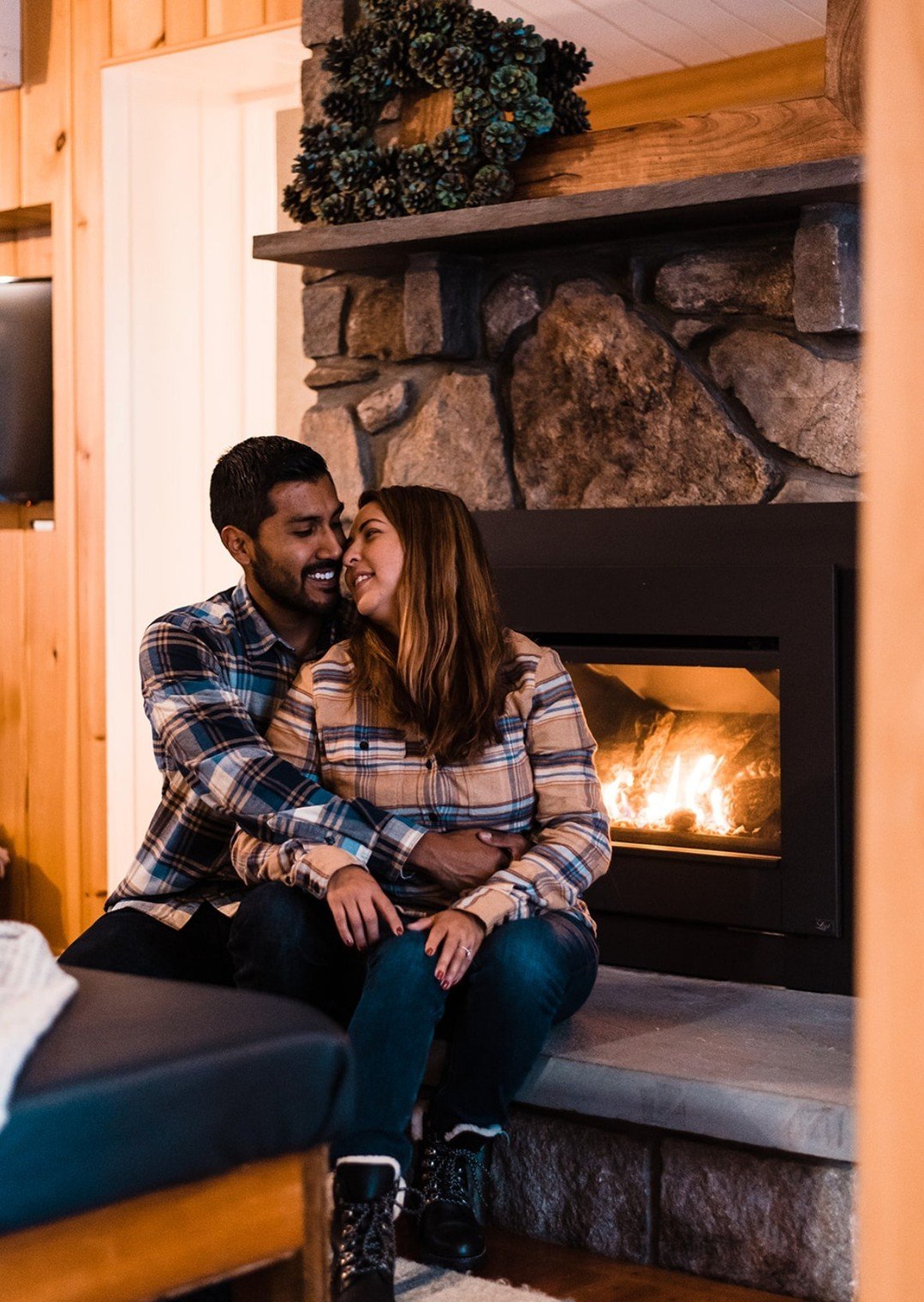 Whether you're spending the weekend adventuring in the snow or cozying up with a good book, your perfect winter escape awaits.
ㅤ
Winter weekend stays are available to book! To reserve your stay, visit bearmtninn.com/stay or email innkeeper@bearmtninn