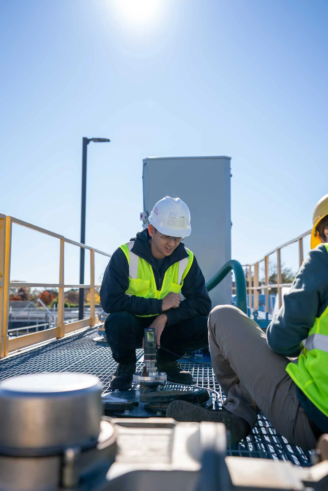 Crew Carbon Video Production by Bunker Hill Media-19.jpg