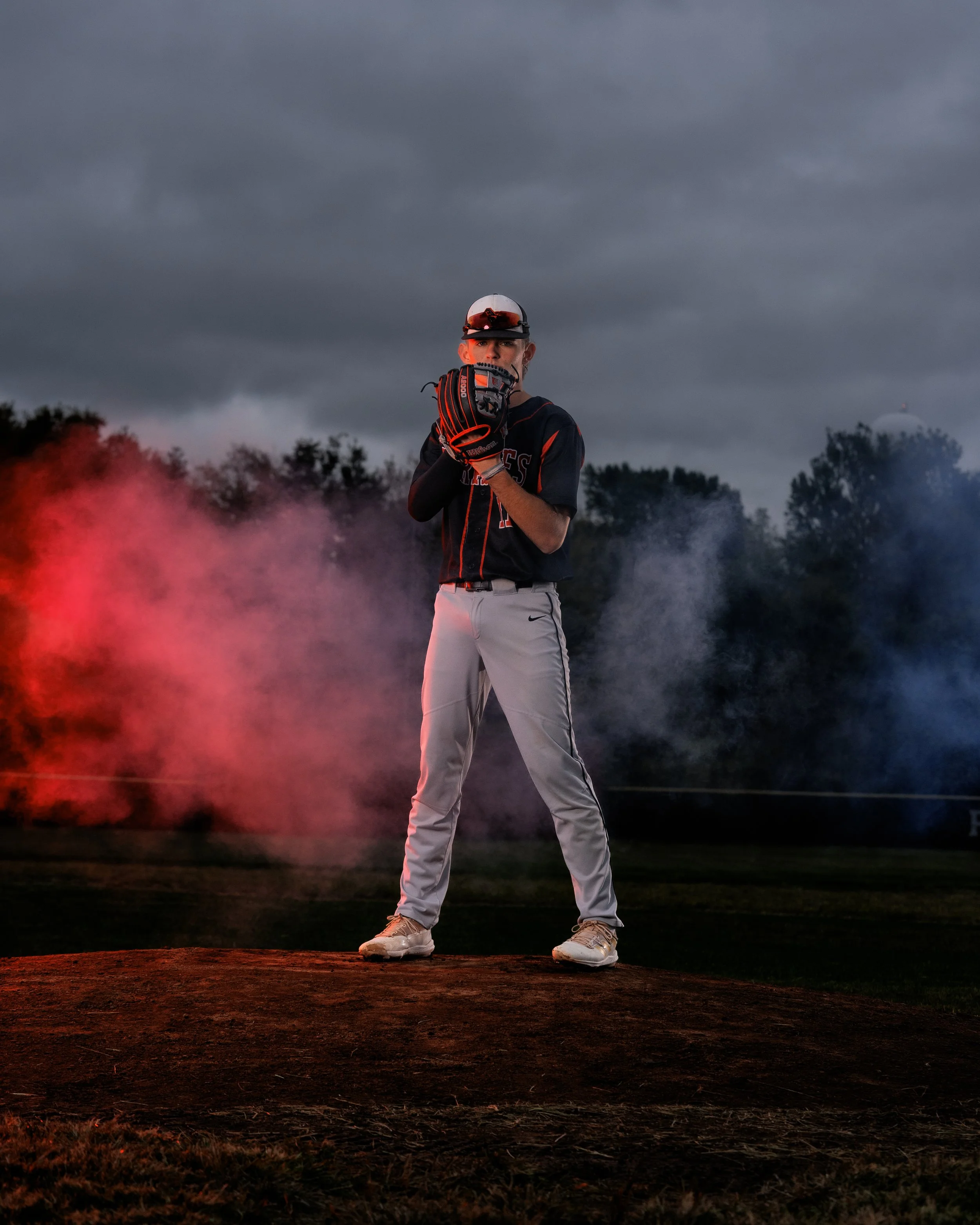 Bryce Davis Senior Photos-20.jpg