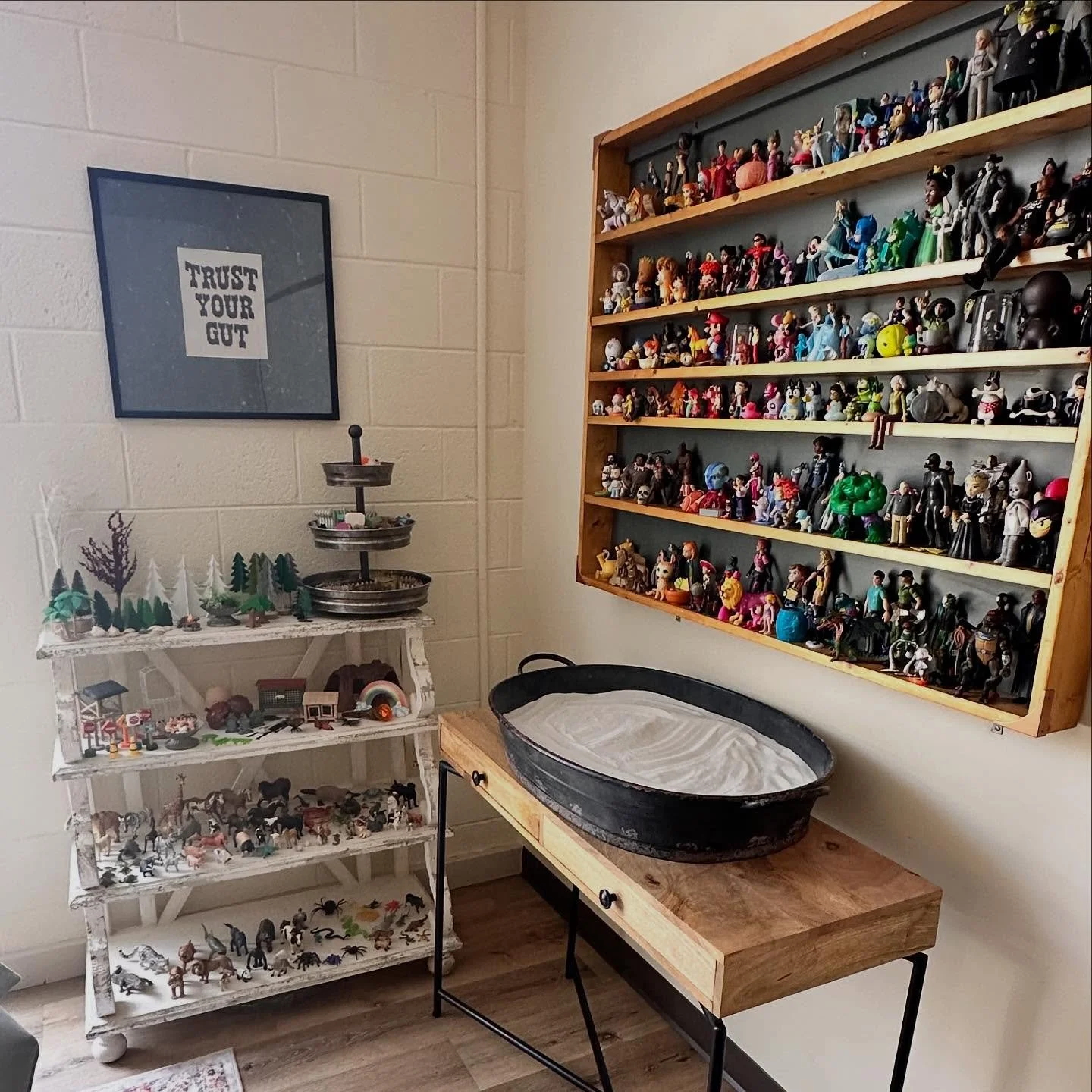 I&rsquo;m about to shock you&hellip; this corner is used 95% by adults. YUP! You read that right. 🤯

More pictures of the new office are incoming&hellip; BUT! Here&rsquo;s a sneak-peak of the new (and expanded) Sandtray station! 🙌🏼

One of my favo