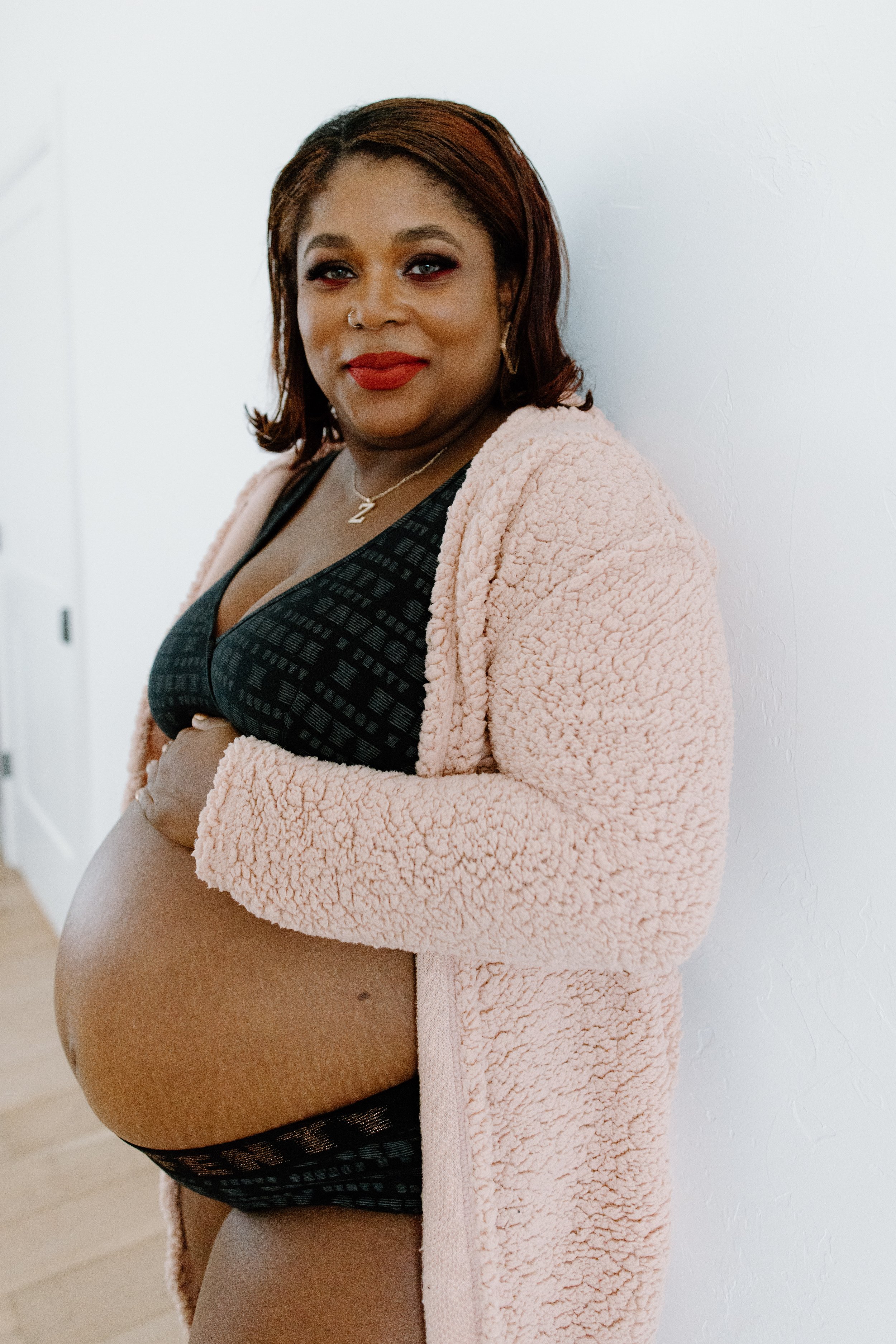 Charlotte maternity photographer