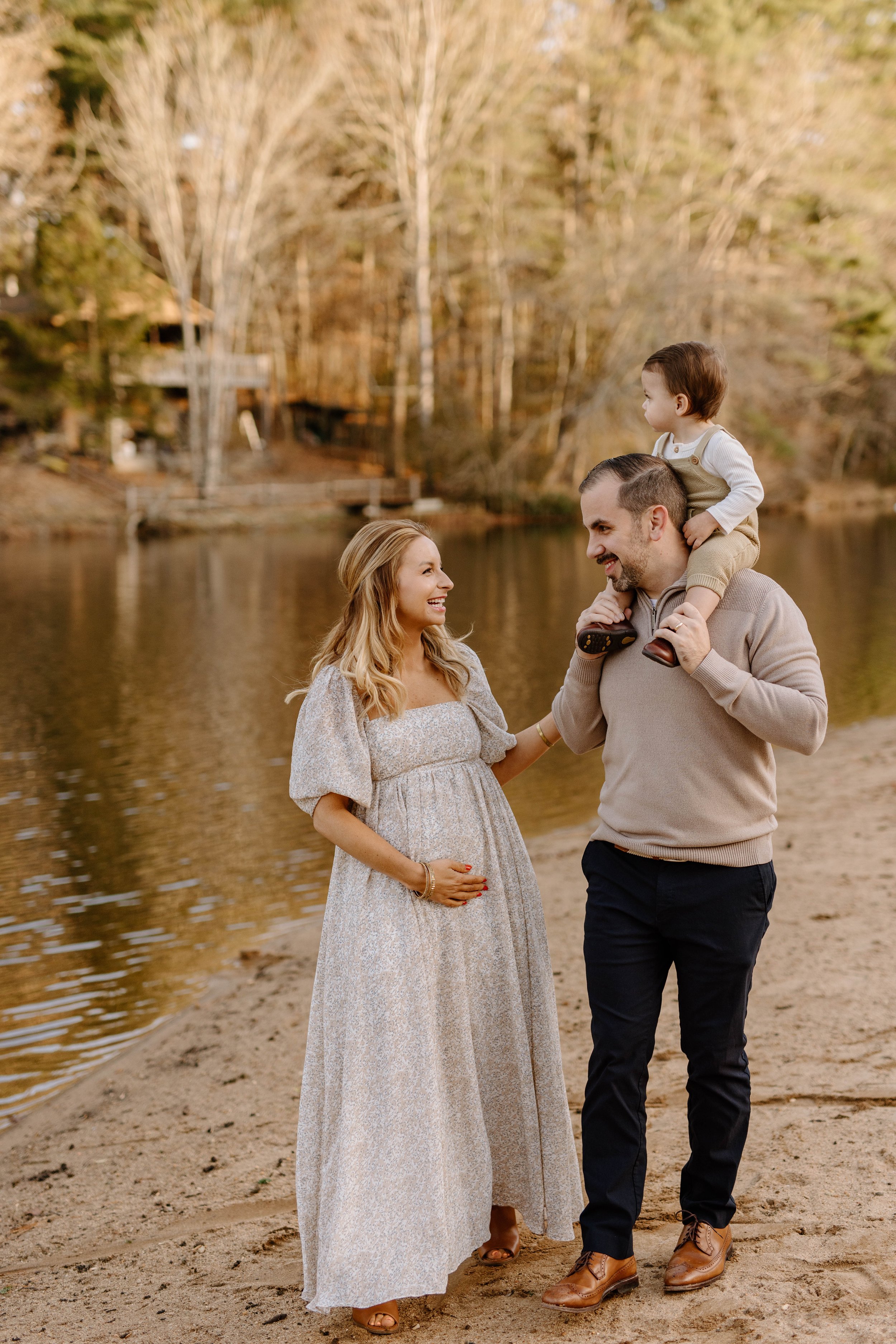 Charlotte maternity photographer