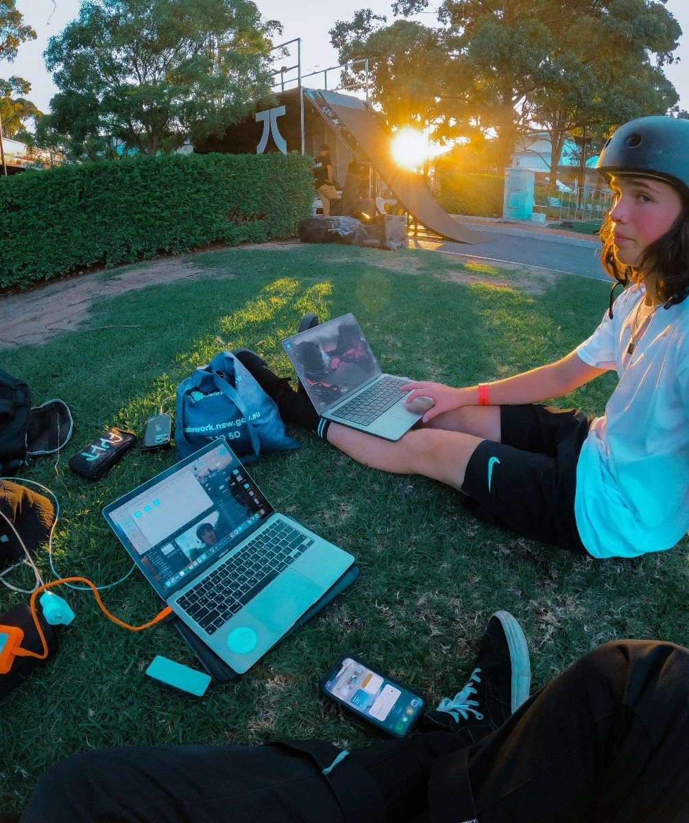 Our team does not stop🔥

As soon as we are done a show,
@dylandevitt &amp; @nottimothyvictor are straight onto getting the content out to our socials.
Thank you so much for everyone doing your part to keep JC alive &amp; running!

#EventRecap #TourL