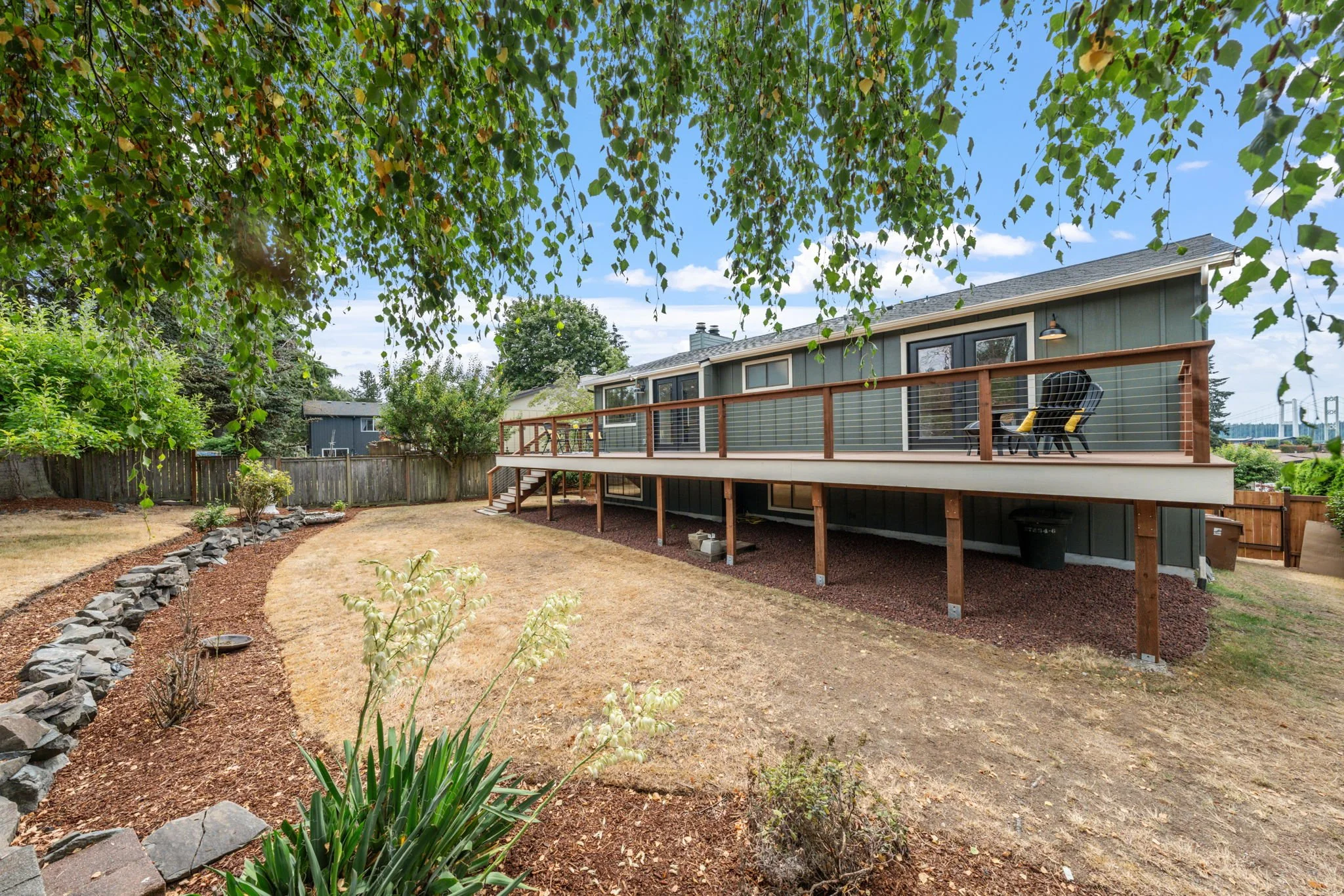 16-web-or-mls-2313 Fremont St-16.jpg