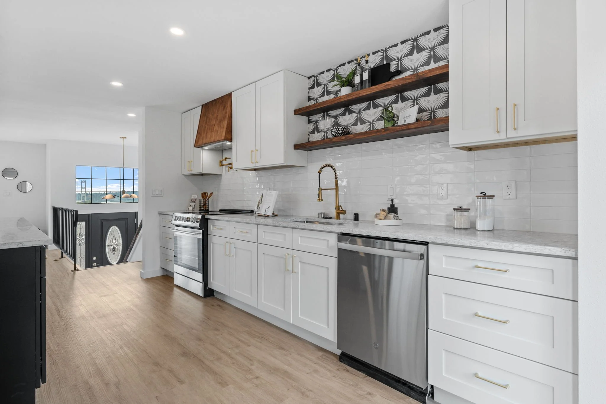 34-web-or-mls-2313 Fremont St-34.jpg