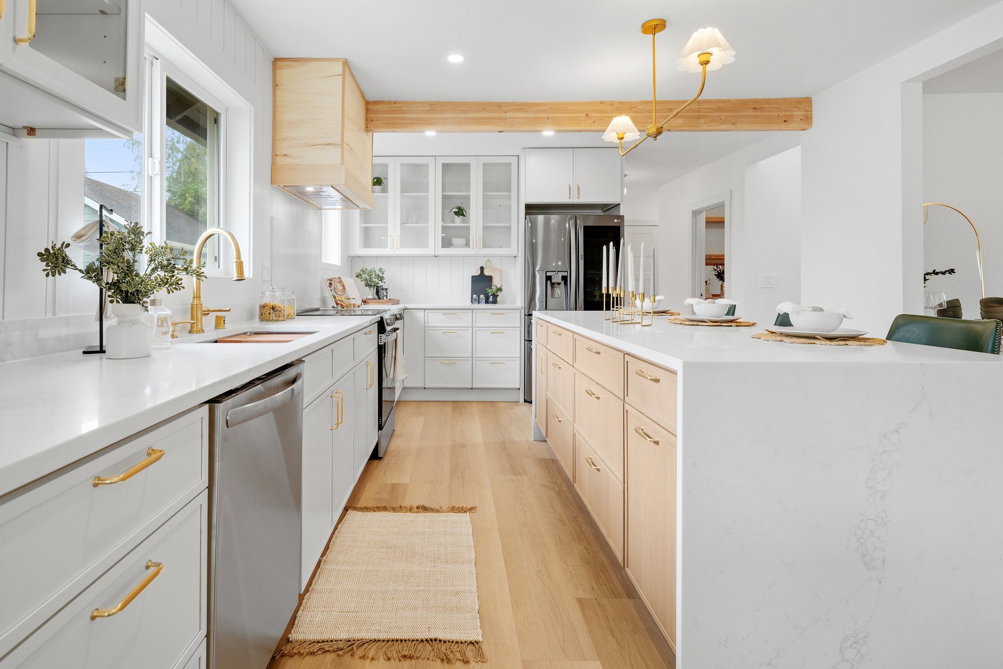 20-web-or-mls-4658 N Defiance St-20.jpg