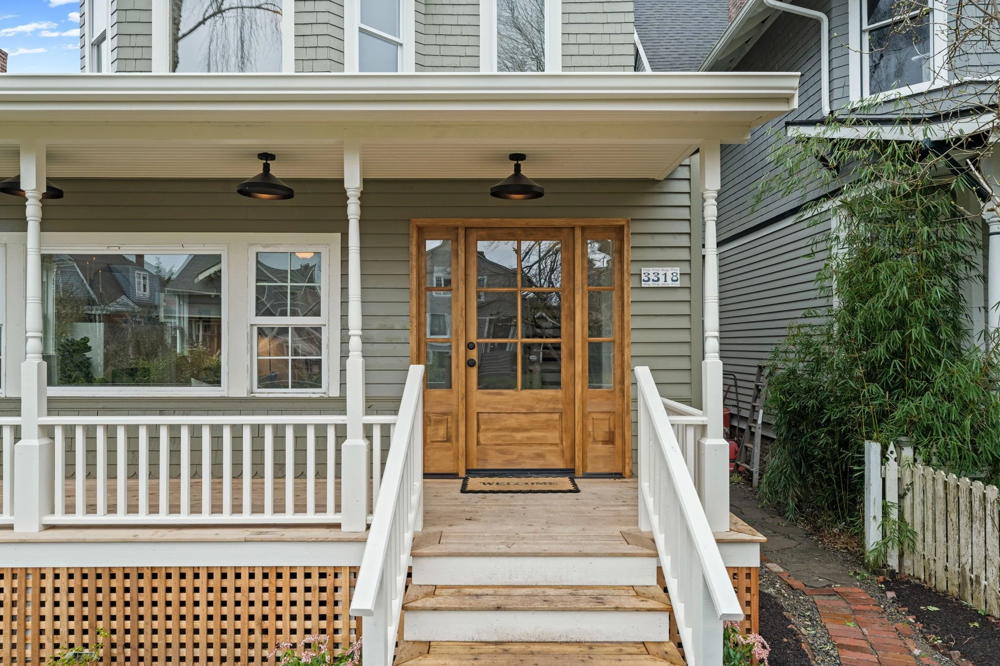 17-web-or-mls-3318 N 27th St-17.jpg