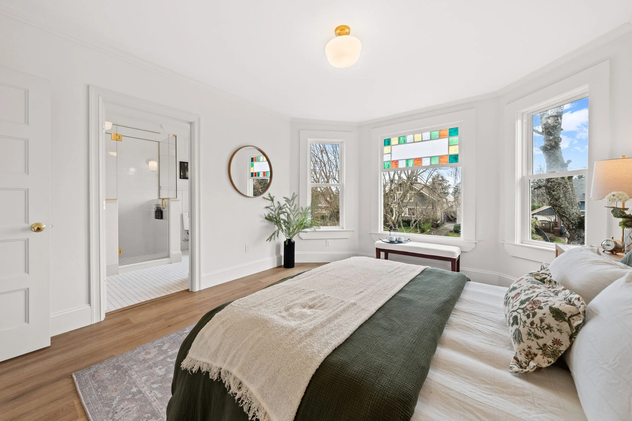 56-web-or-mls-3318 N 27th St-56.jpg