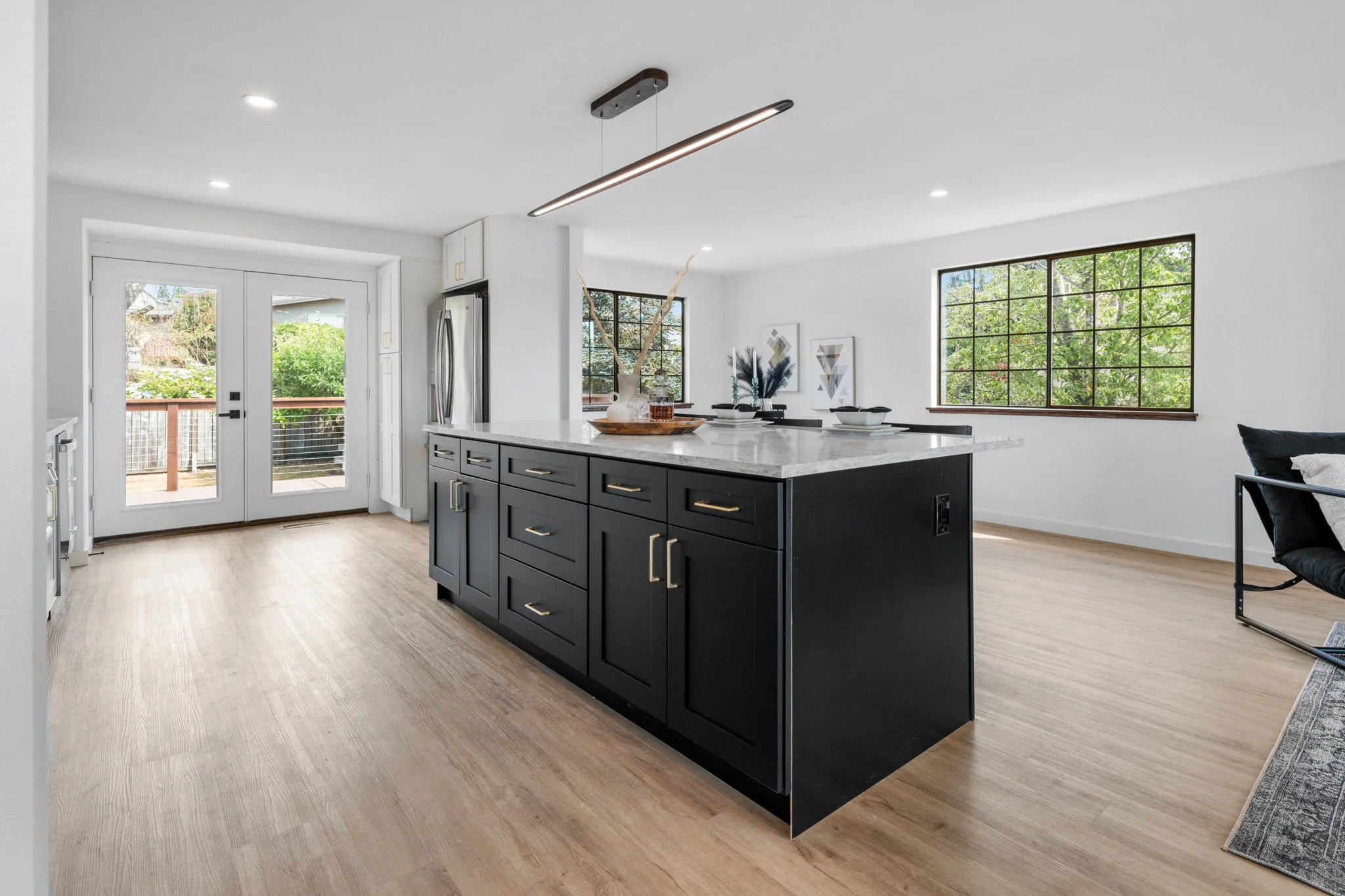 36-web-or-mls-2313 Fremont St-36.jpg