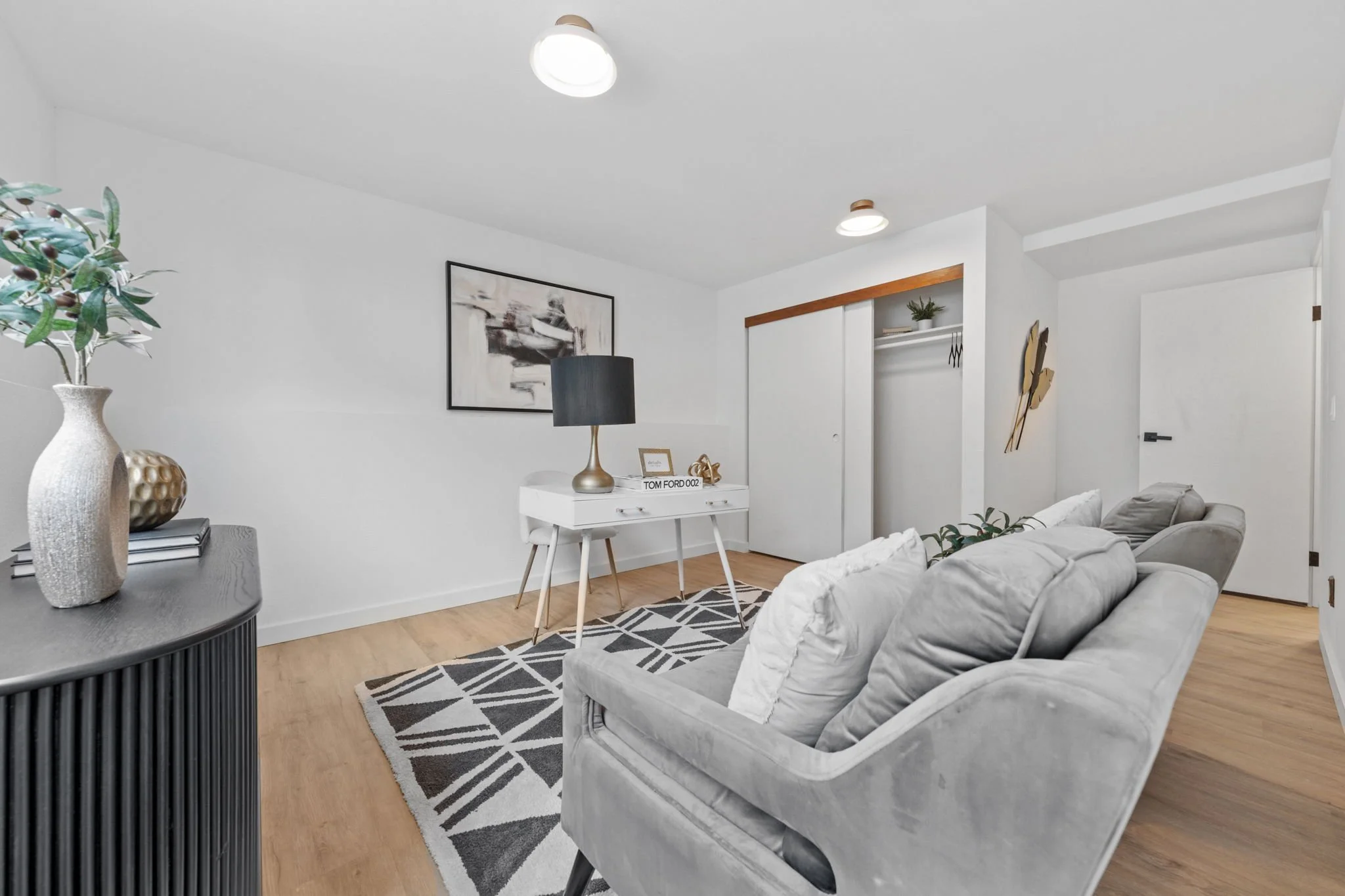 51-web-or-mls-2313 Fremont St-51.jpg