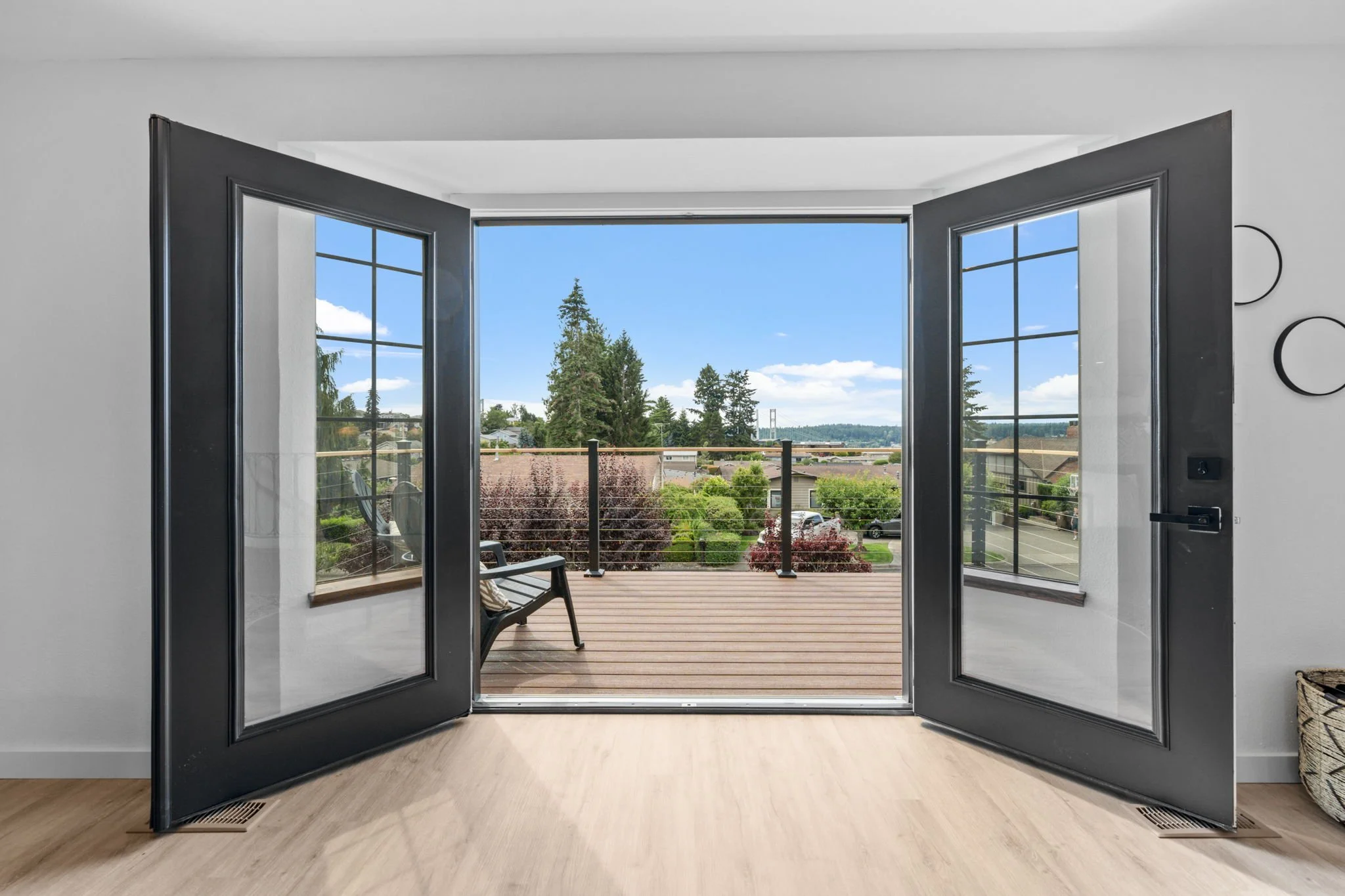 24-web-or-mls-2313 Fremont St-24.jpg