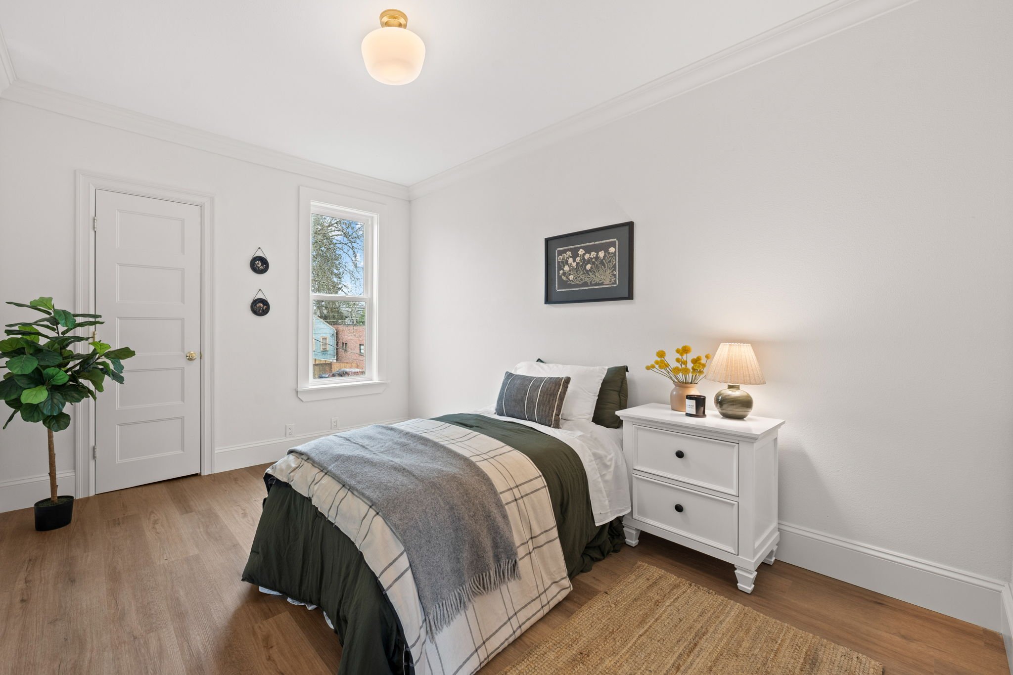 62-web-or-mls-3318 N 27th St-62.jpg