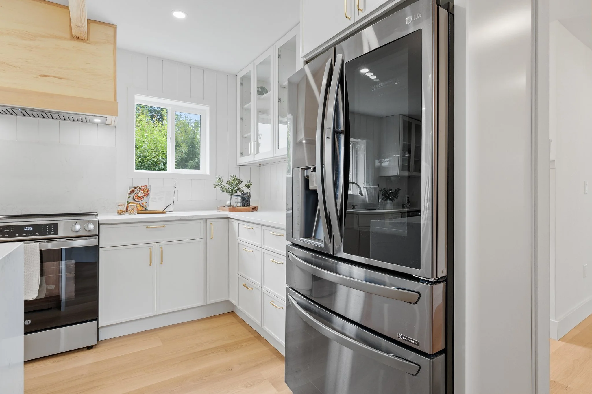 27-web-or-mls-4658 N Defiance St-27.jpg