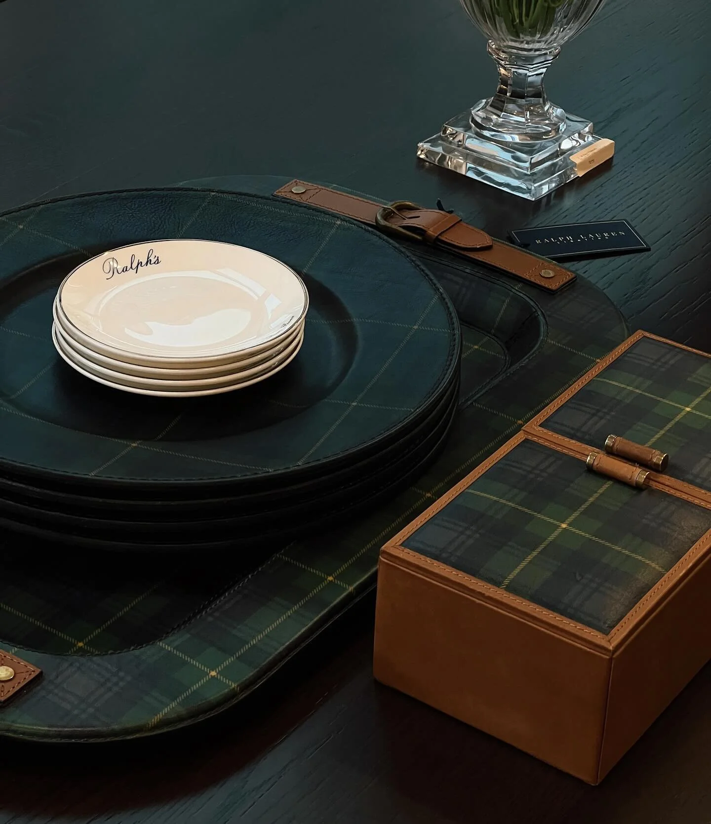 Sophisticated accessories that can elevate any space. Ralph Lauren accessories on sale now at Schoeners !

#ralphlaurenhome #ralphlauren #interiordesign #accessories