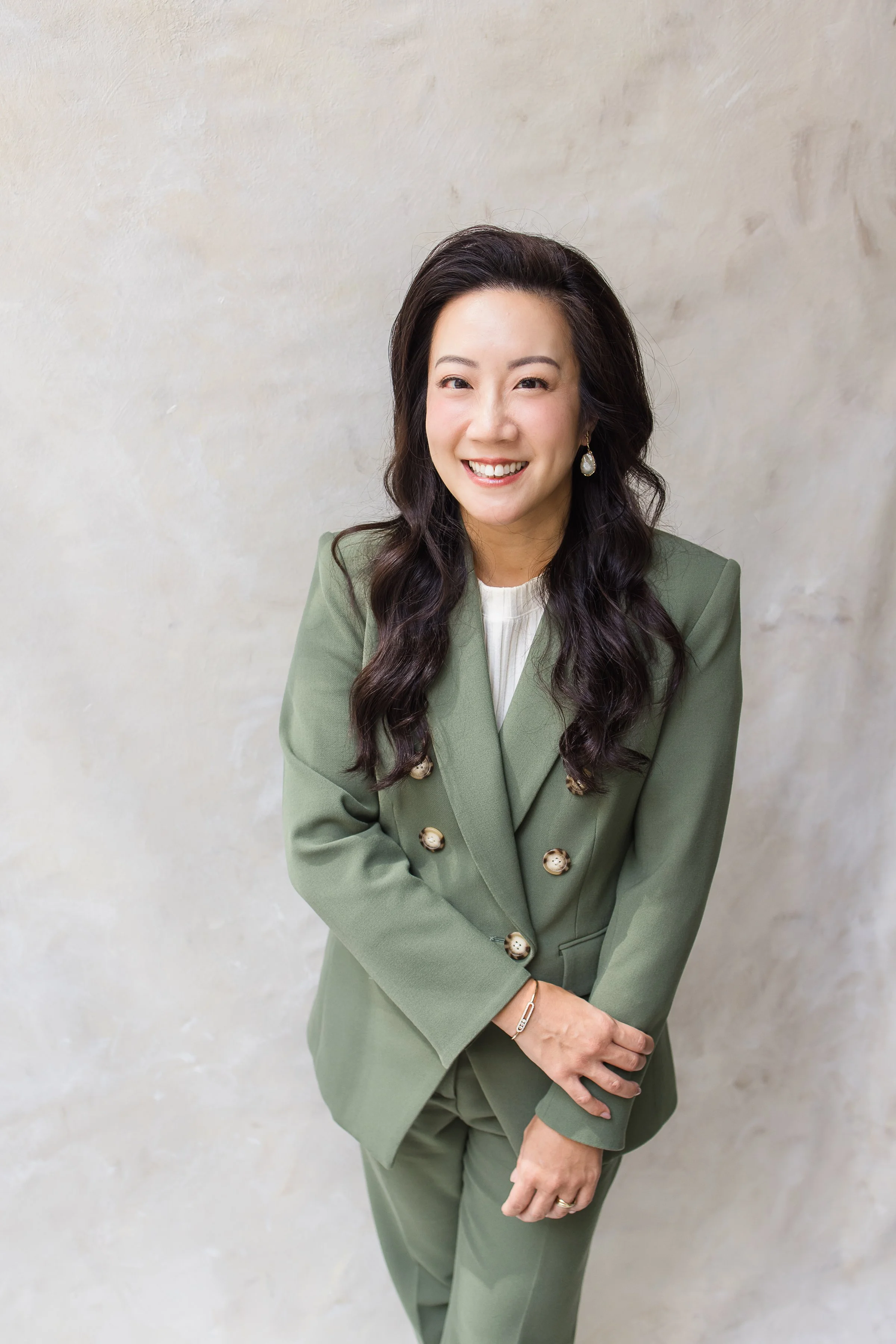 Sera Reoutfitter Clients-5520.jpg