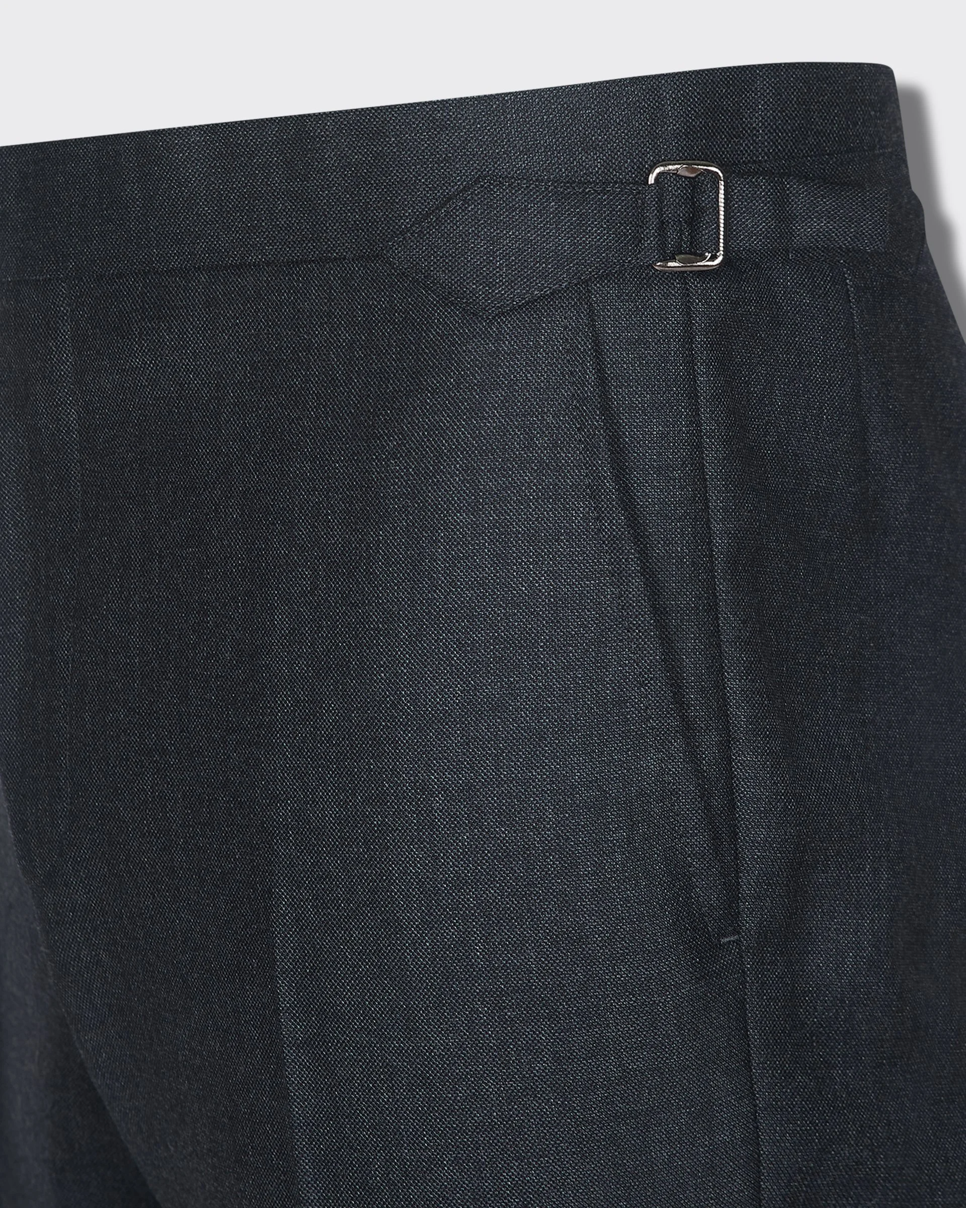 charcoal shark hfw 158020 trs front side.jpg