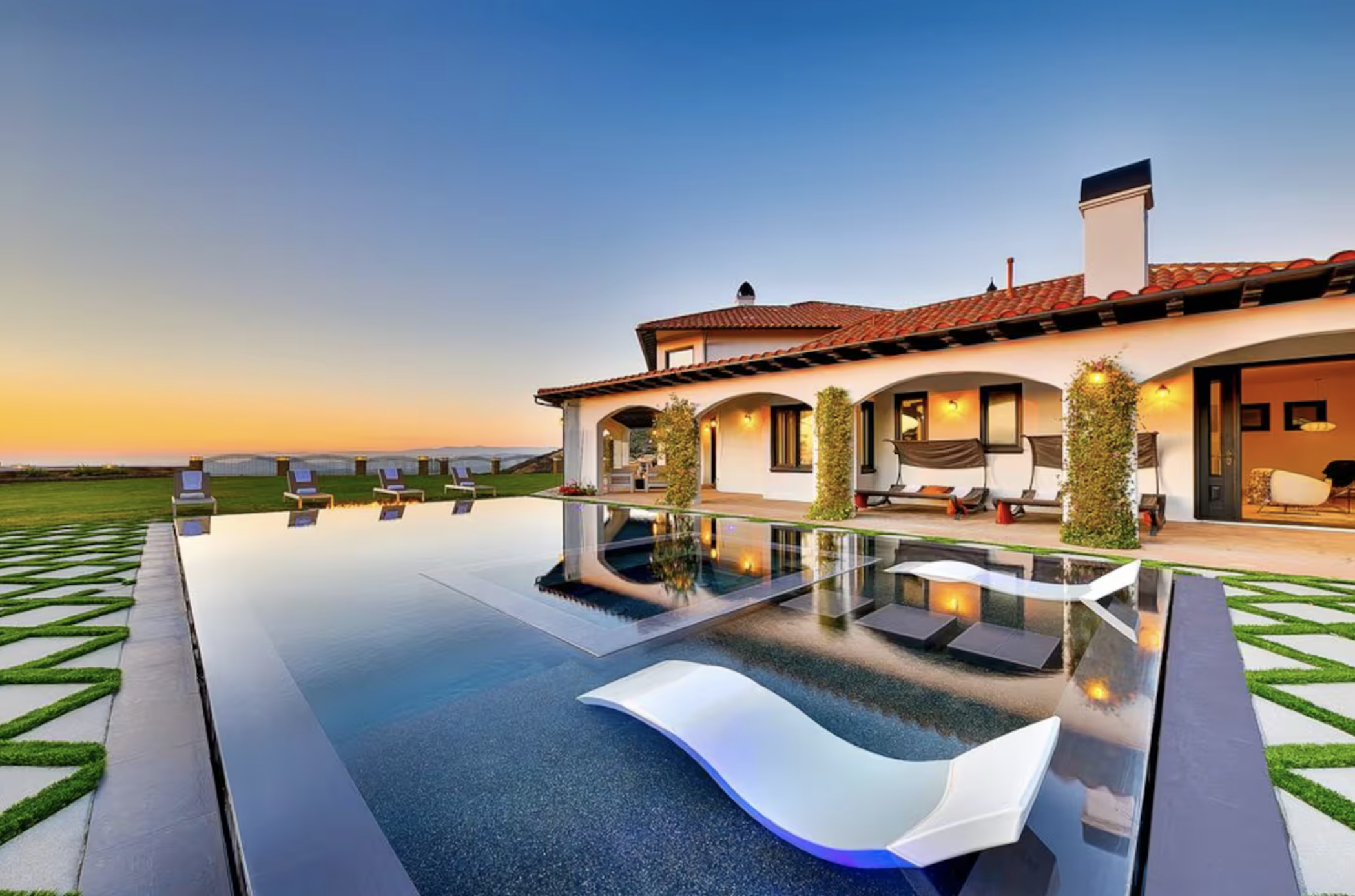 Fall Into Stillness Malibu Sky View Retreat