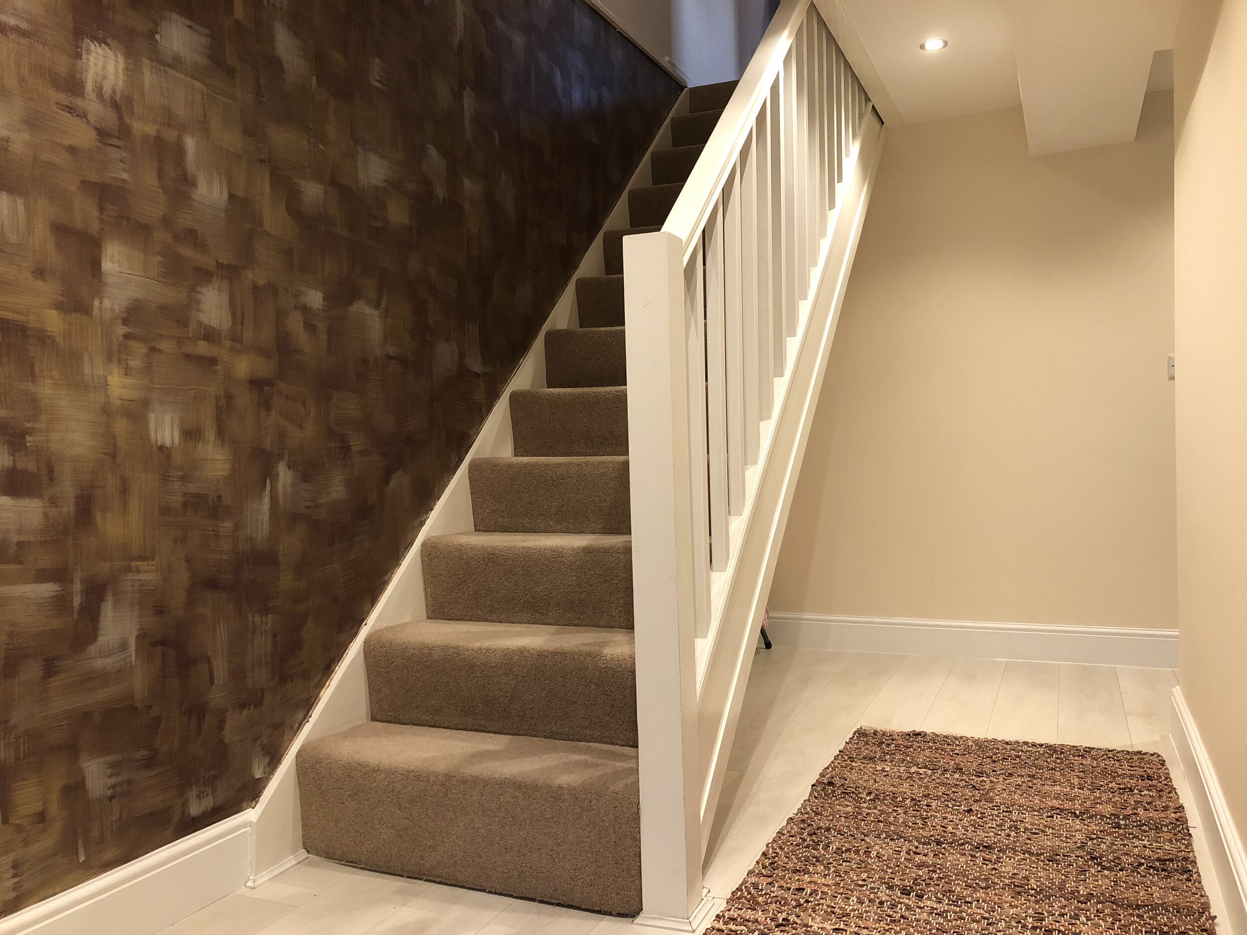 Multidecor techniques are protective, resistant, long-lasting and highly decorative. Variations are limitless. This staircase became feature to the house with this highly decorative Multidecor Penelatto technique.