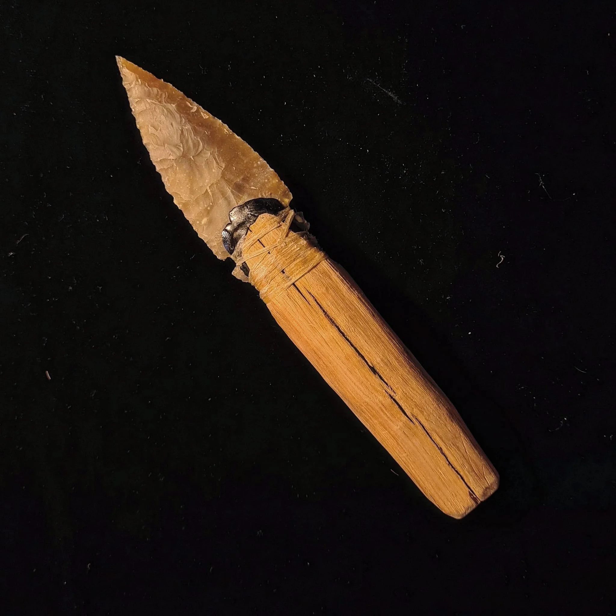 Neolithic knife 1.jpg