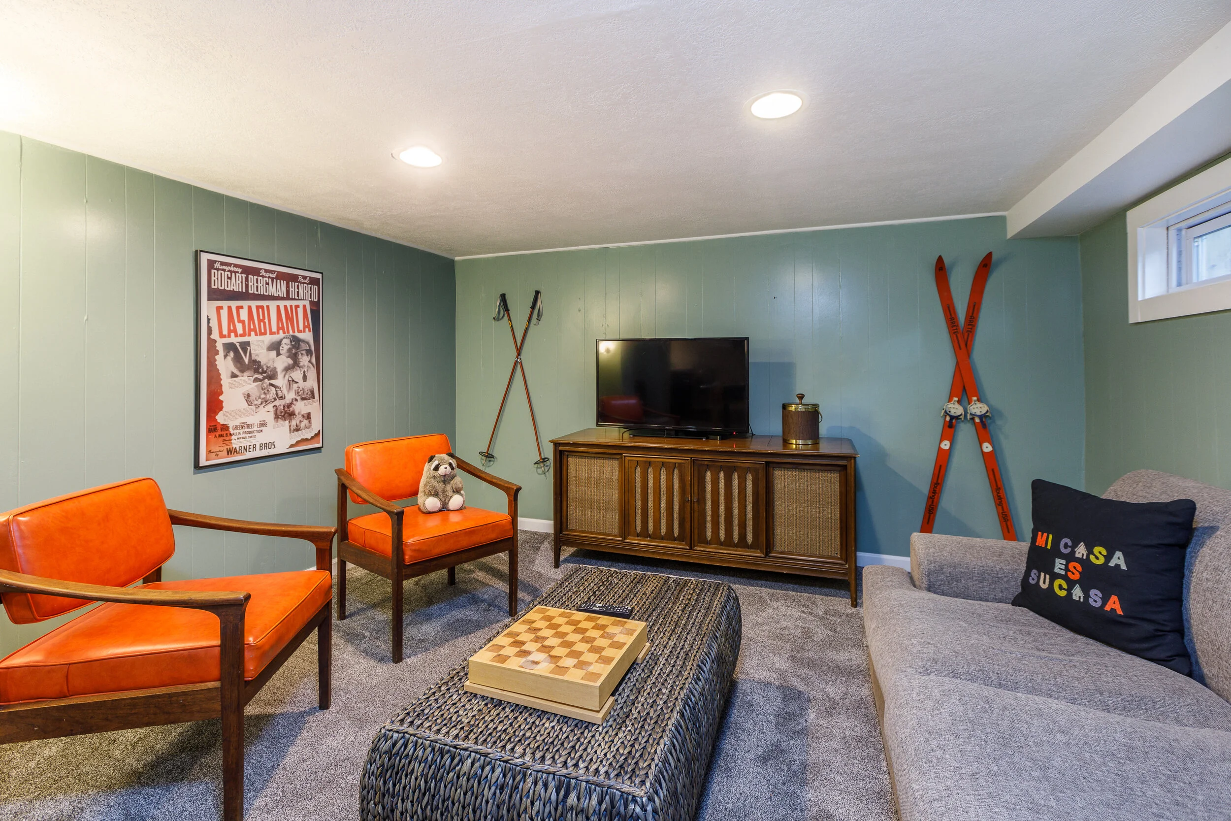 2021.03.12_UpNorth&Away_TamarackHouse_087.jpg