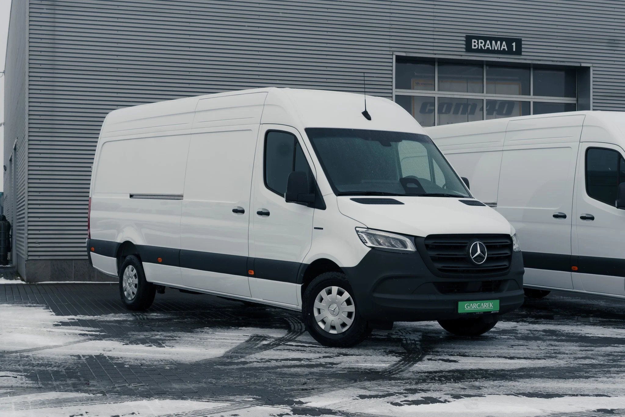mercedes-esprinter-wyprzedaz-rocznika-2025-mercedes-garcarek.3.jpg