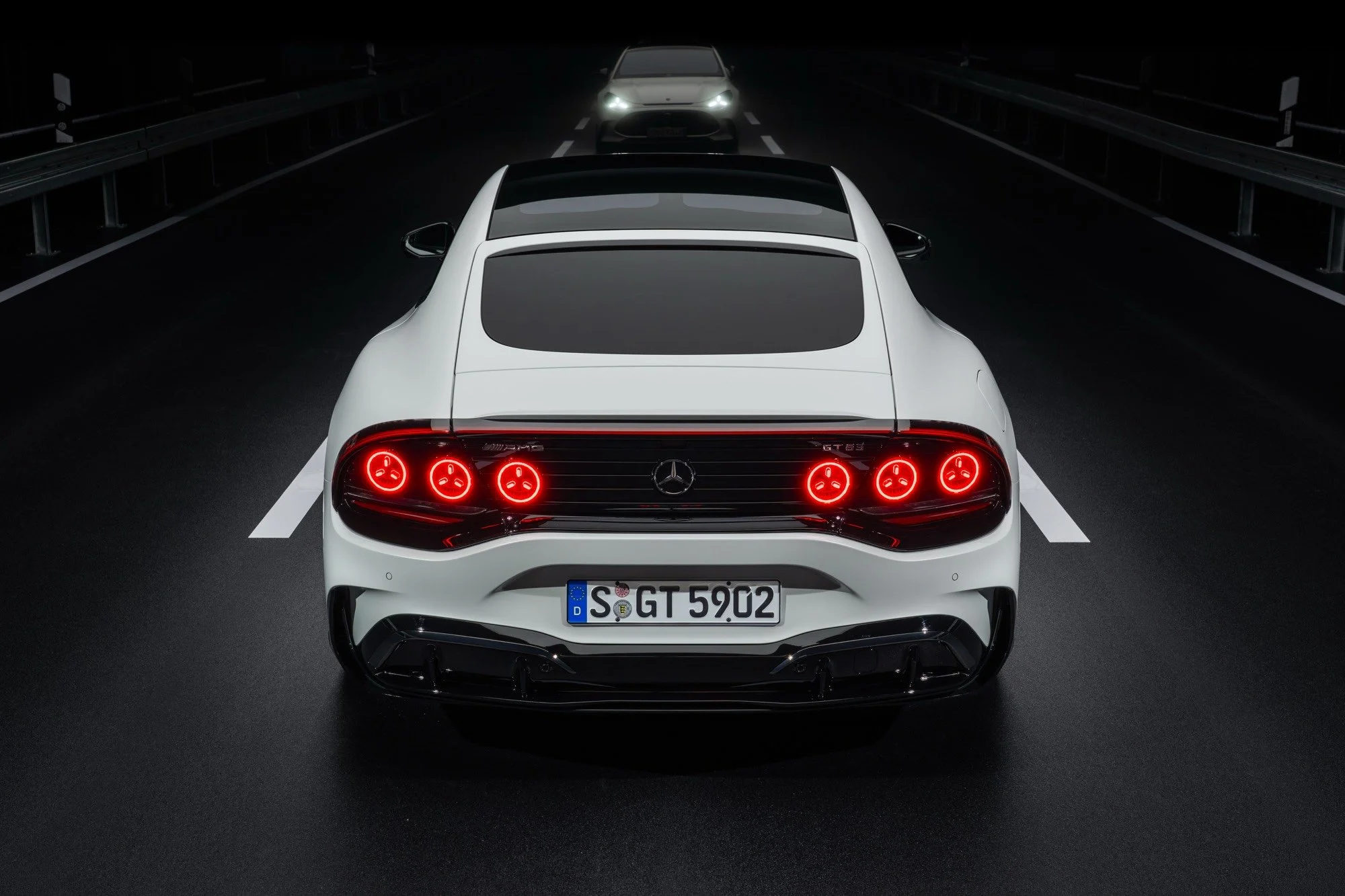 mercedes-amg-gt-4door-2026-mercedes-garcarek.40.jpeg
