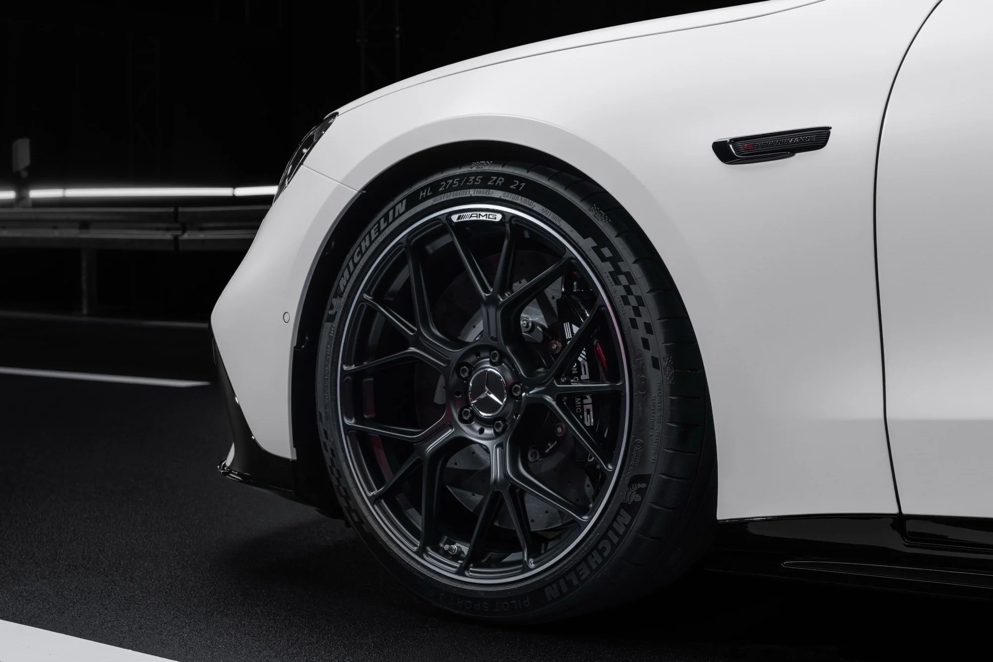 mercedes-amg-gt-4door-2026-mercedes-garcarek.43.jpeg