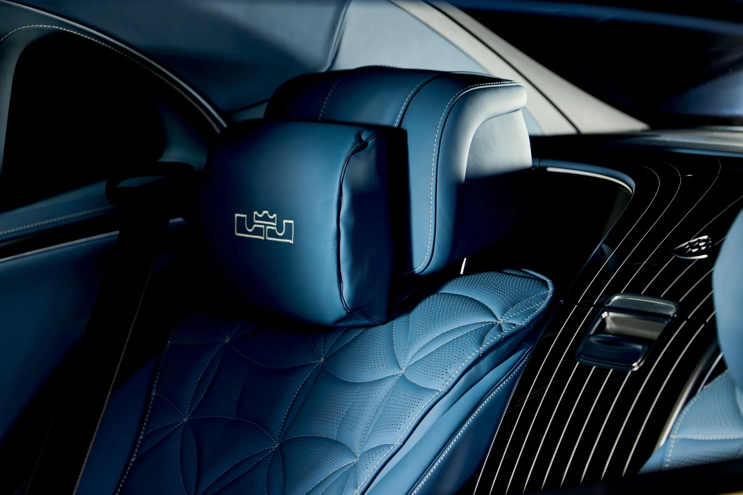 mercedes-maybach-s-680-wnetrze-06.jpg